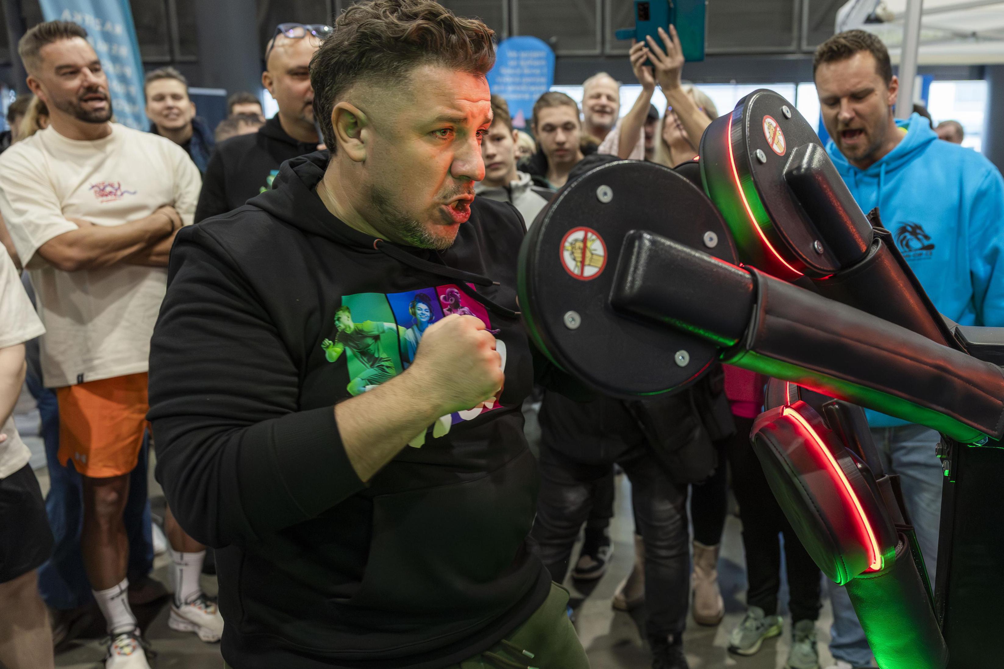 Pronájem MMA trenažeru