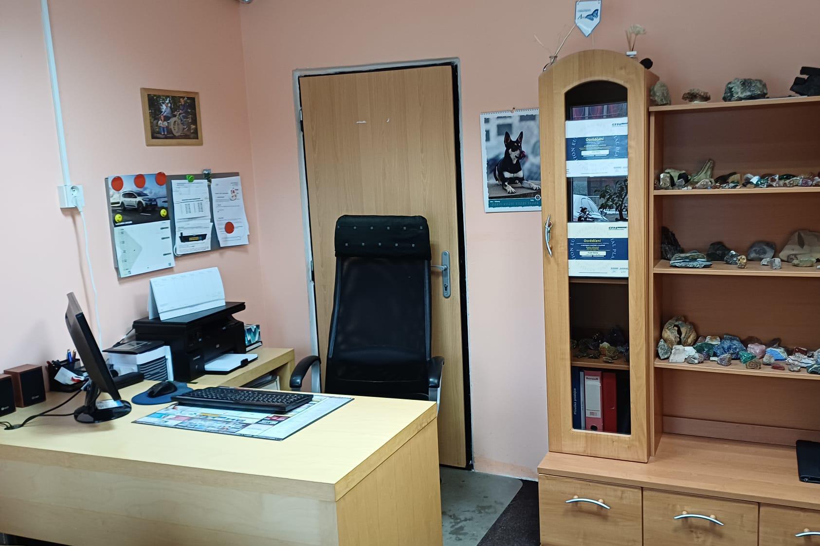 Astorie a.s. | S lehkostí světem financí