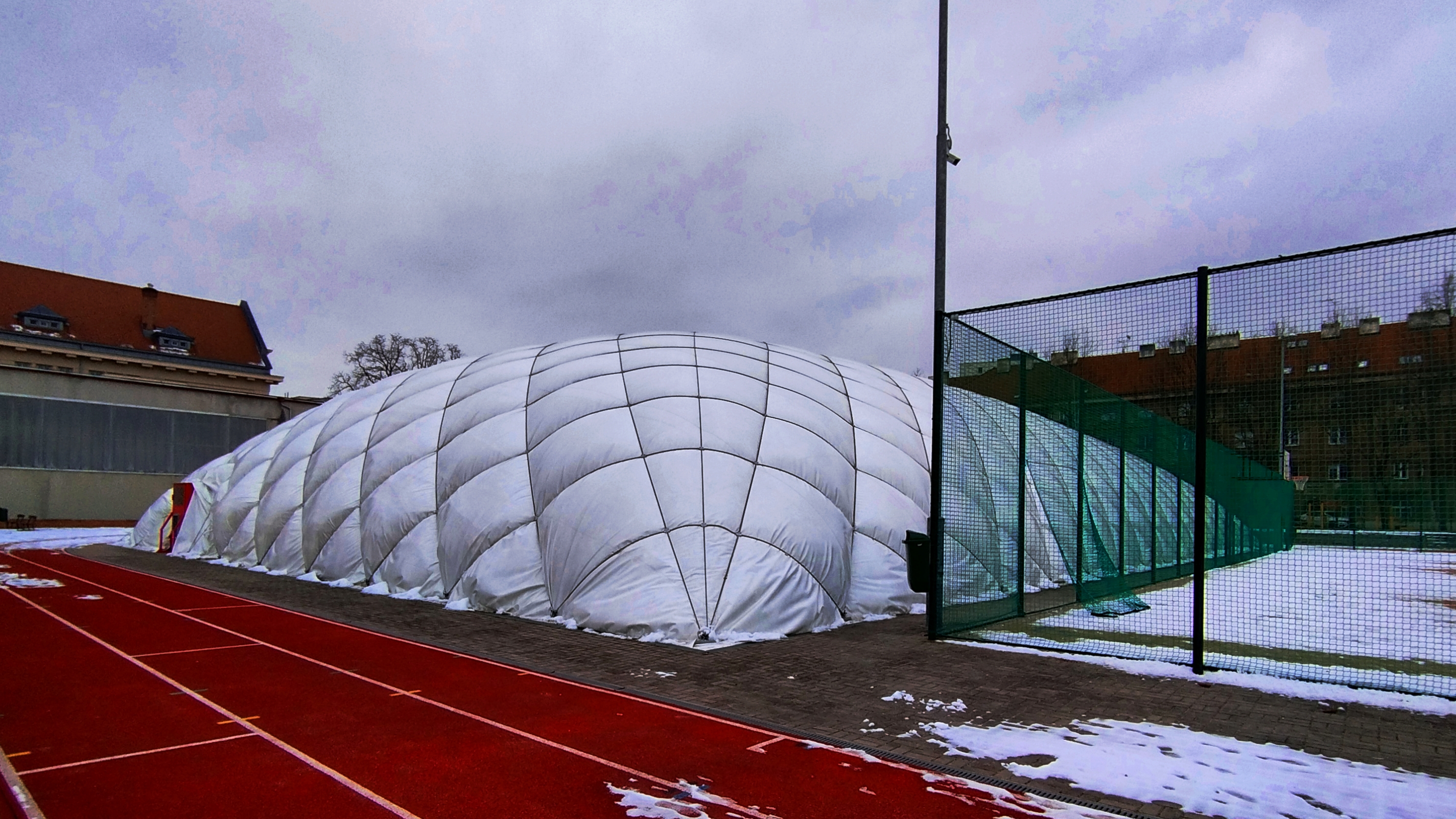 Sportovní hala Na Olšinkách foto 3