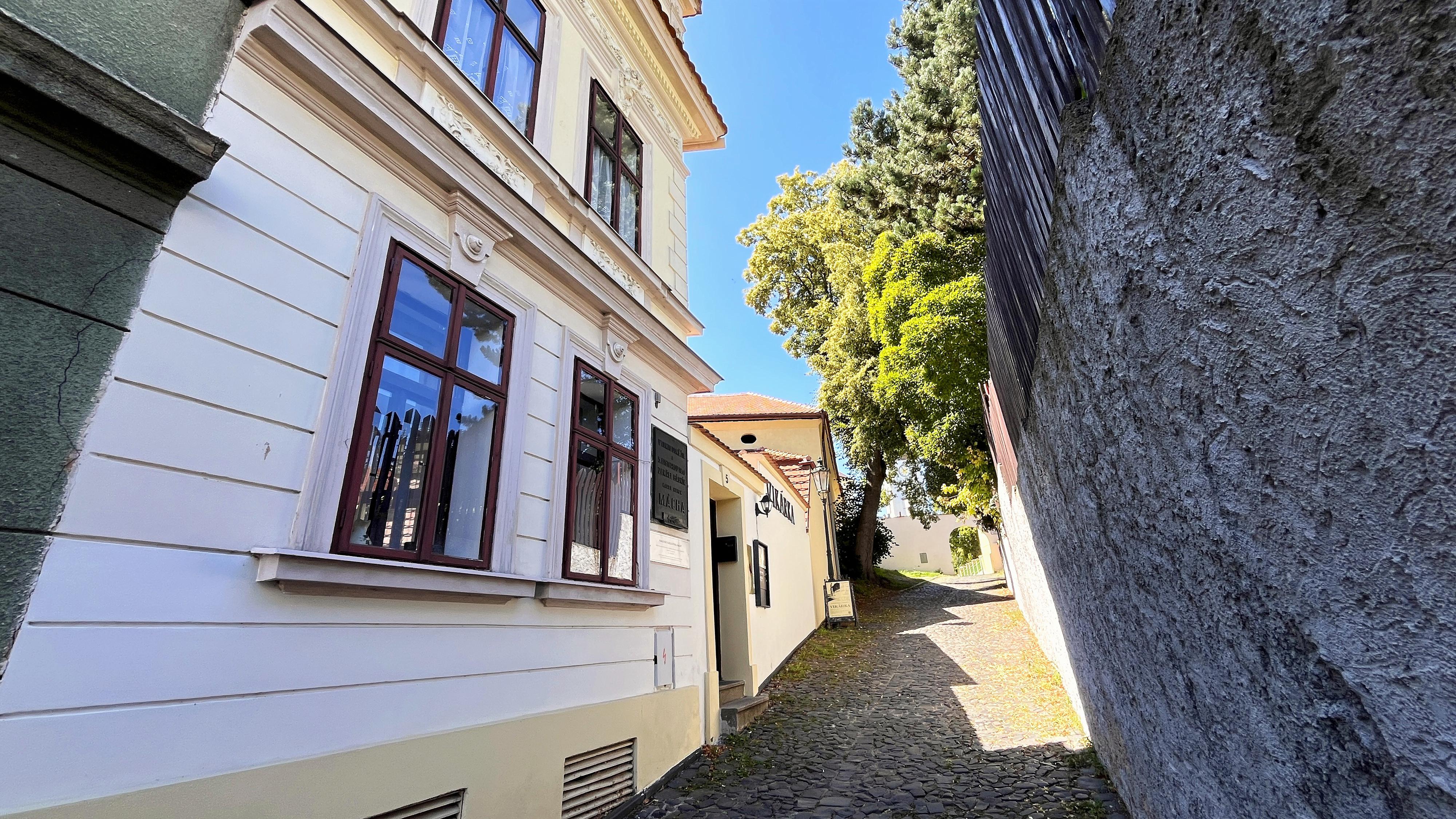 Památník Karla Hynka Máchy foto 5