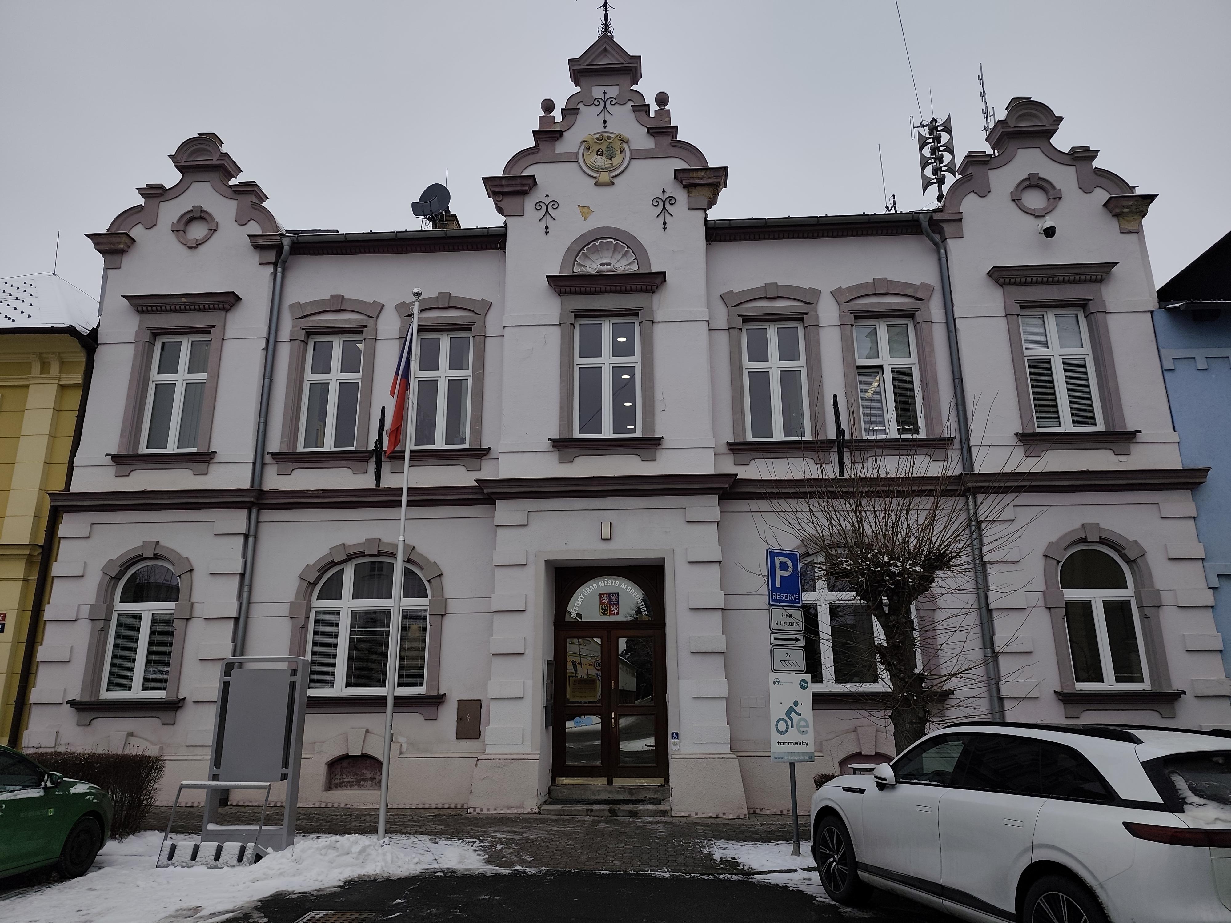 Město Albrechtice - městský úřad foto 6