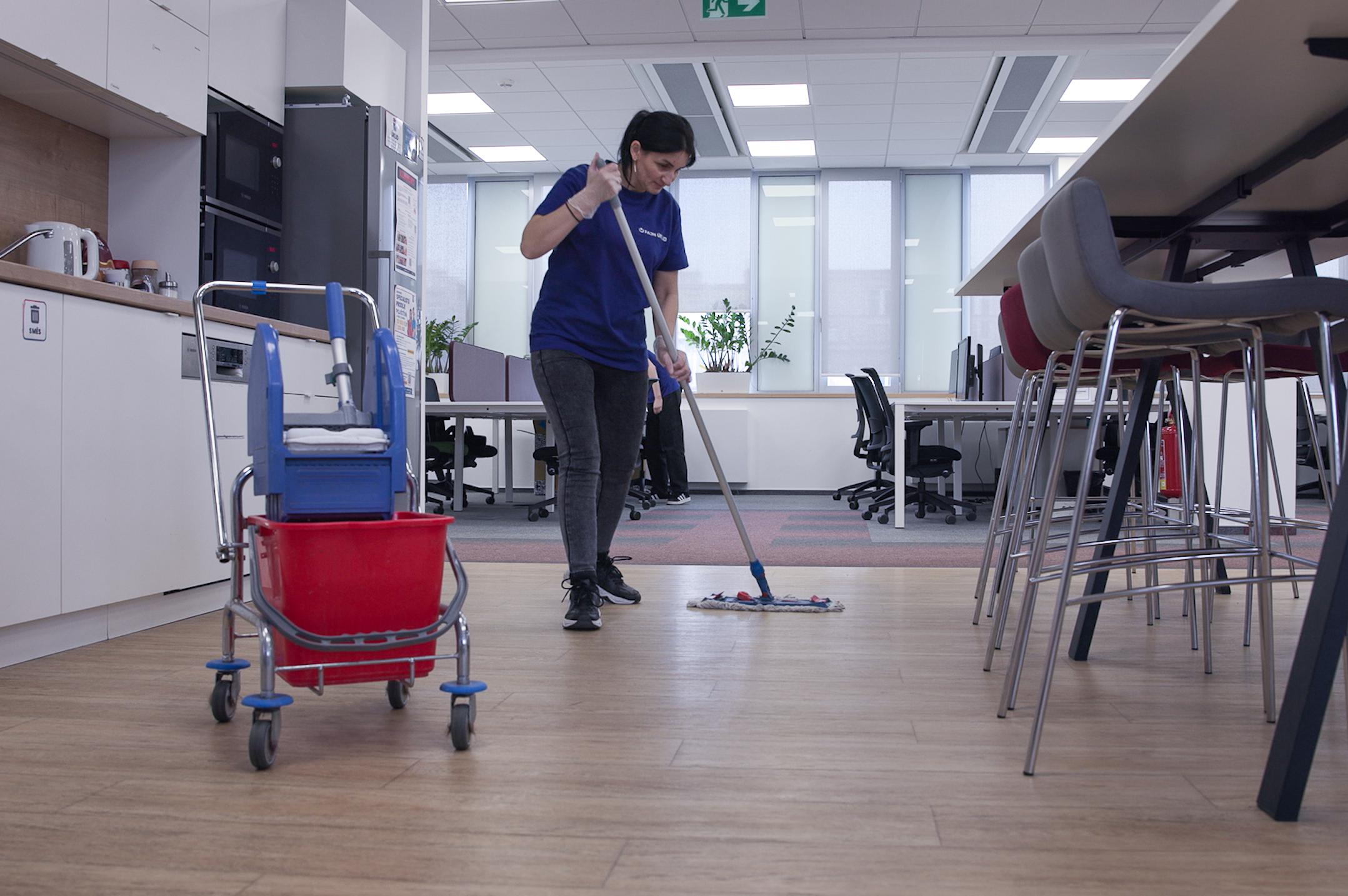 FAJN ÚKLID PRAHA s.r.o. foto 1