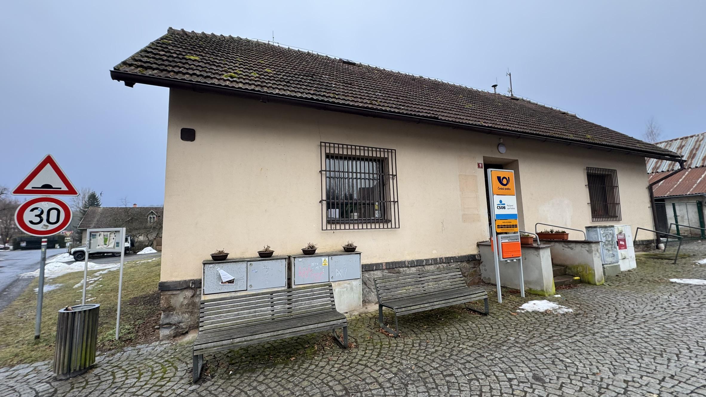 Pošta Jevany foto 2