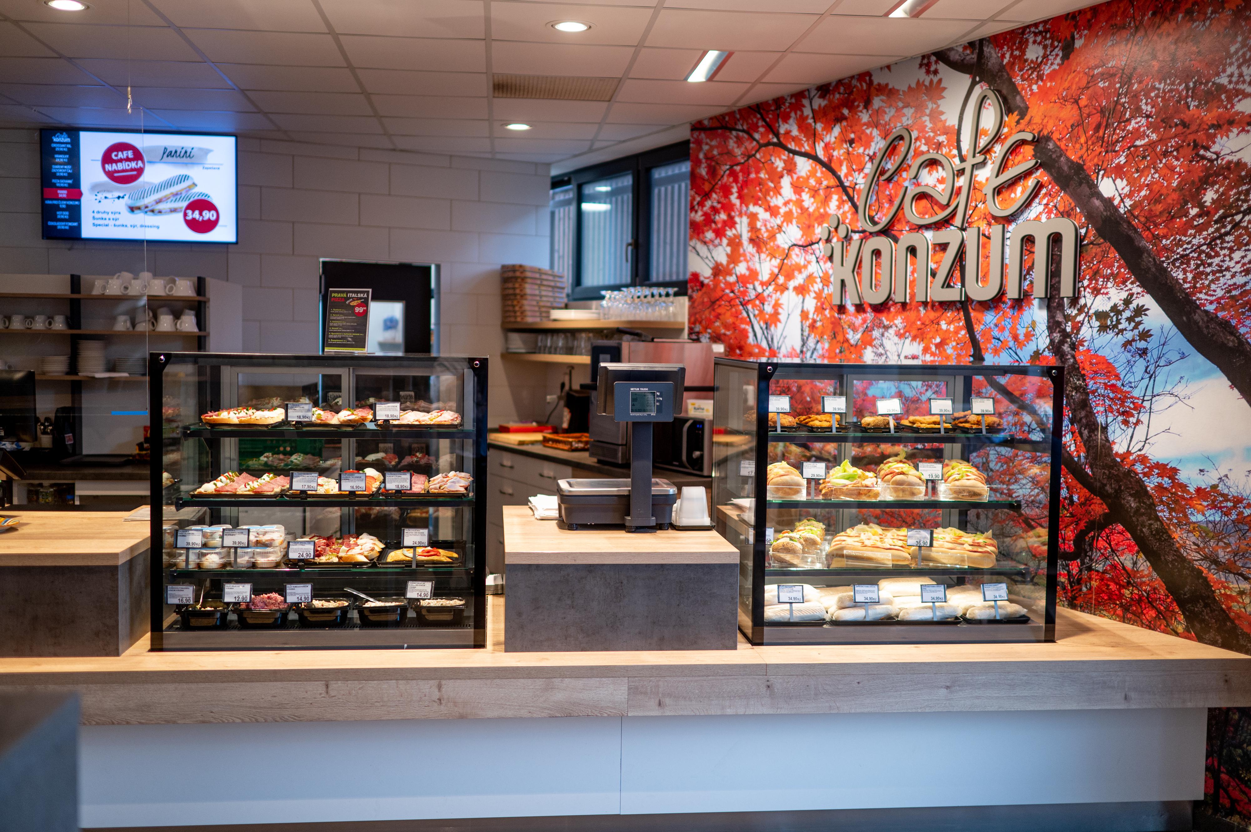 Konzum Cafe foto 2