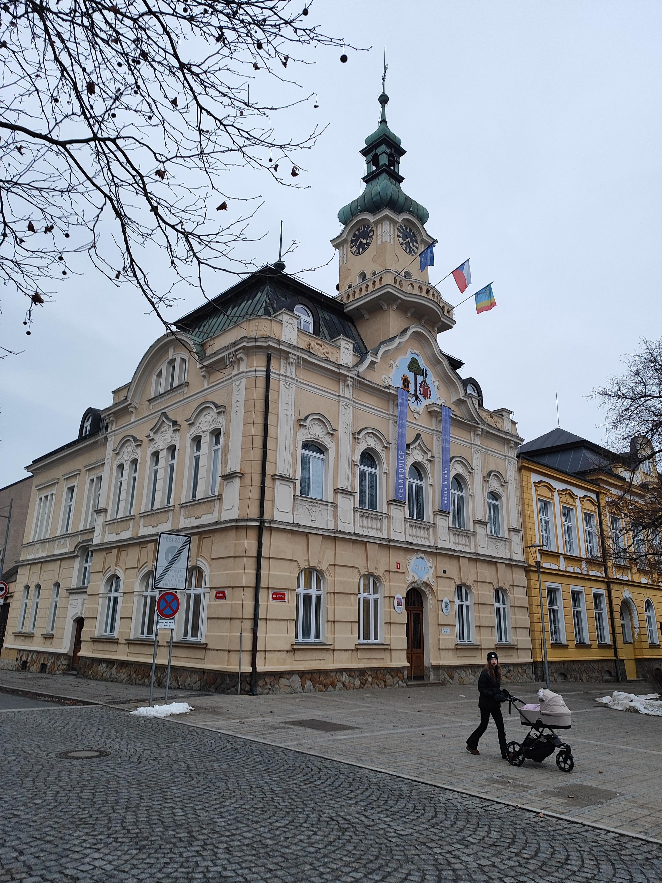 Čelákovice - městský úřad foto 3