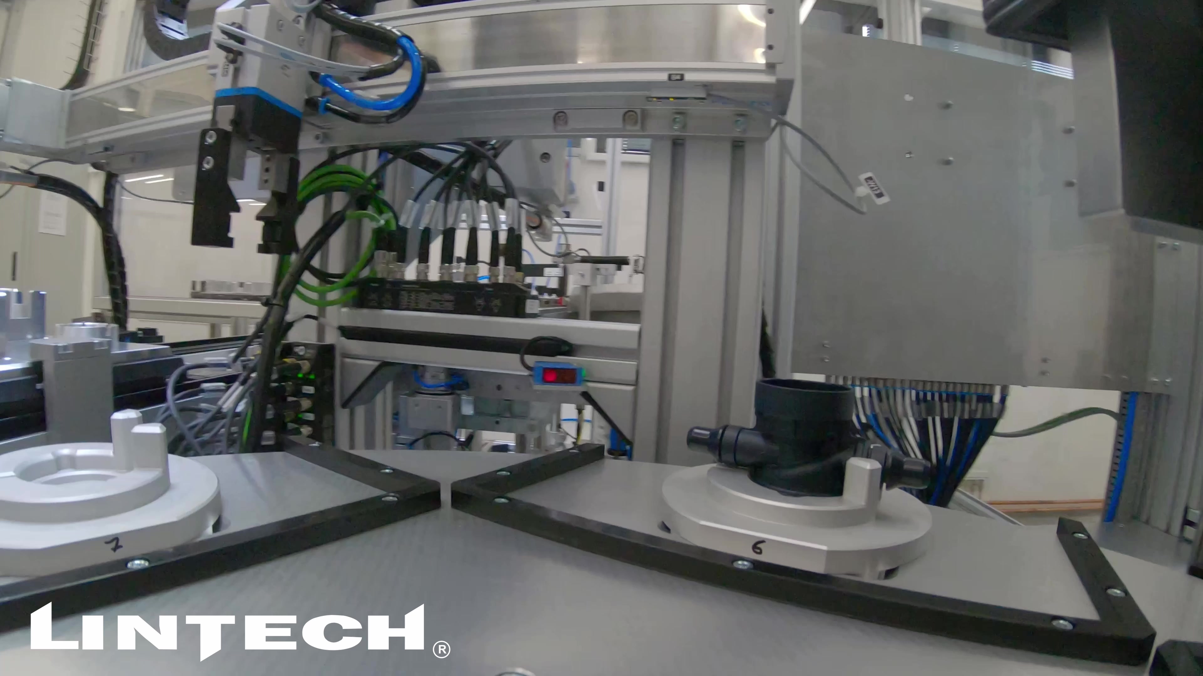 Shop.lintech.cz foto 2 (náhled videa)