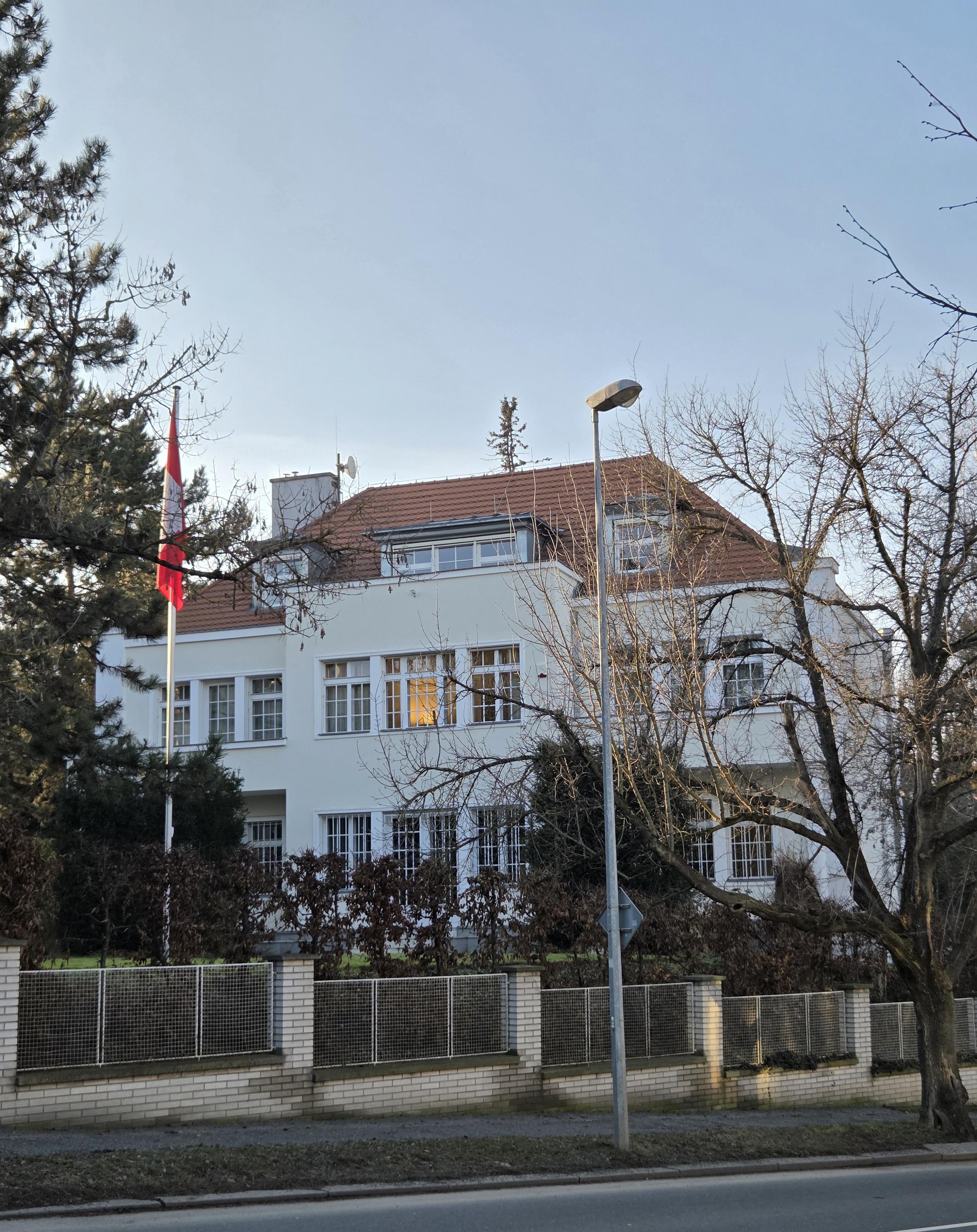 Švýcarsko - Velvyslanectví Švýcarské konfederace foto 3