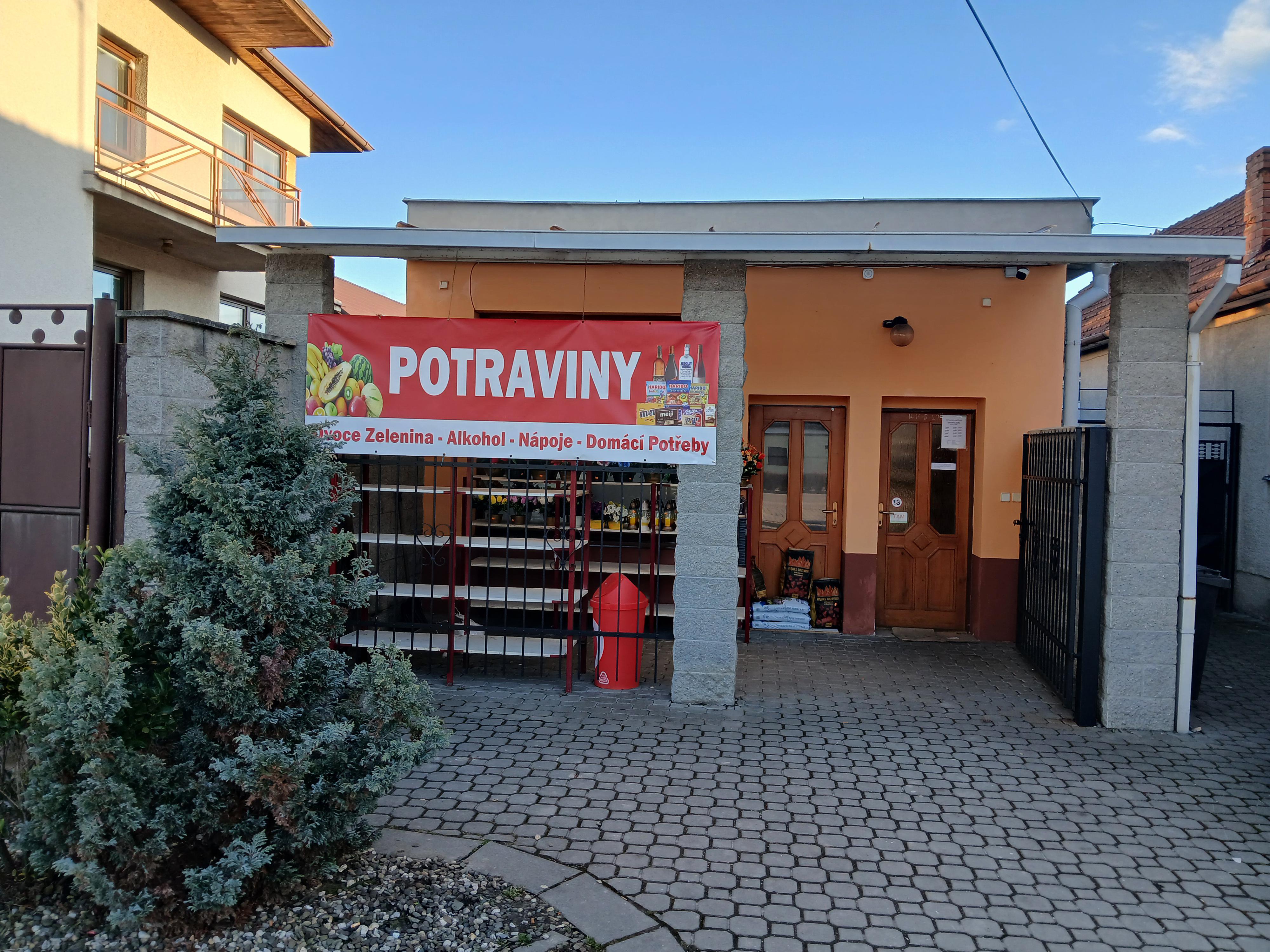 L-H Potraviny foto 3