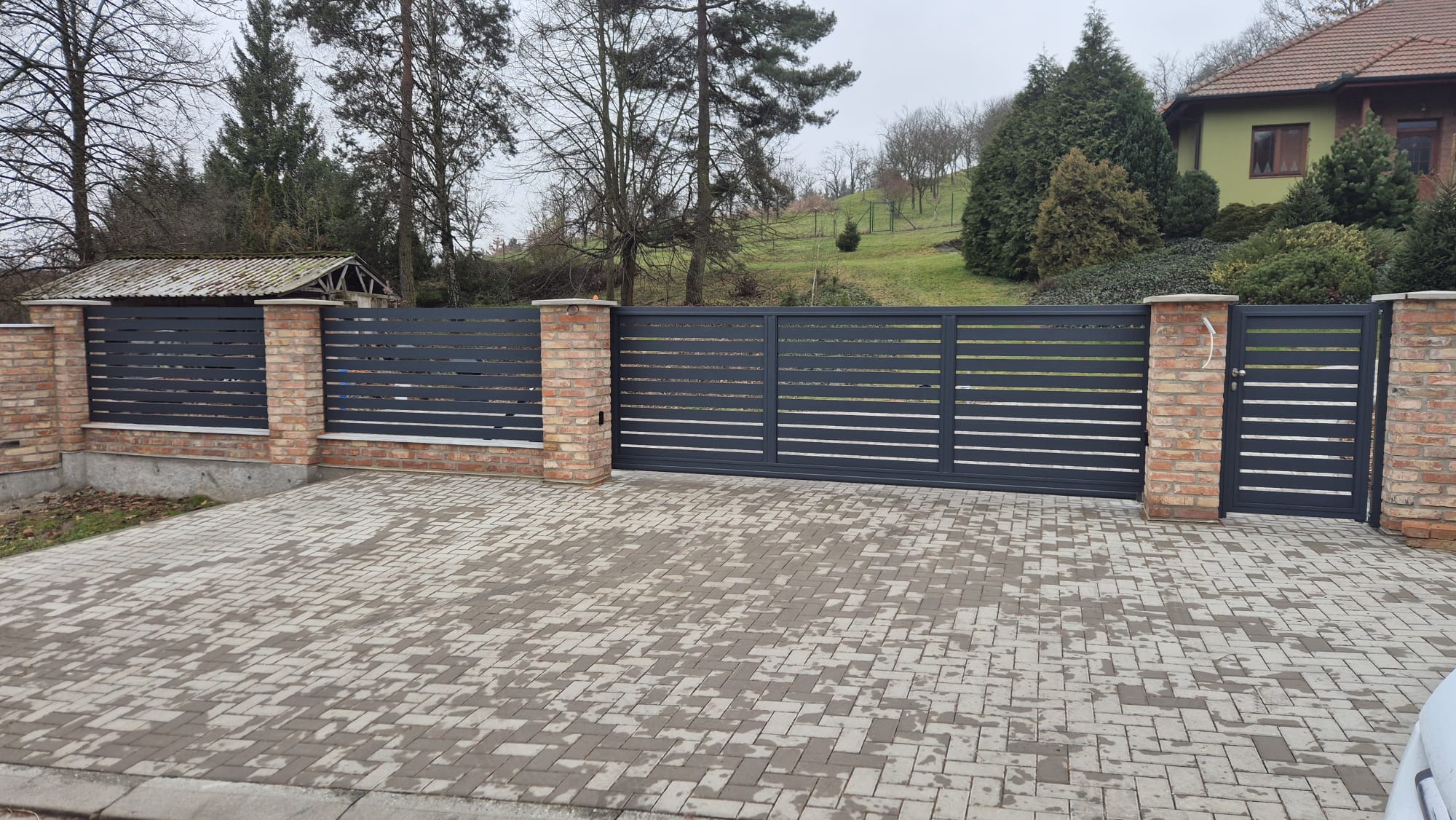 Bartek vrata s.r.o foto 4