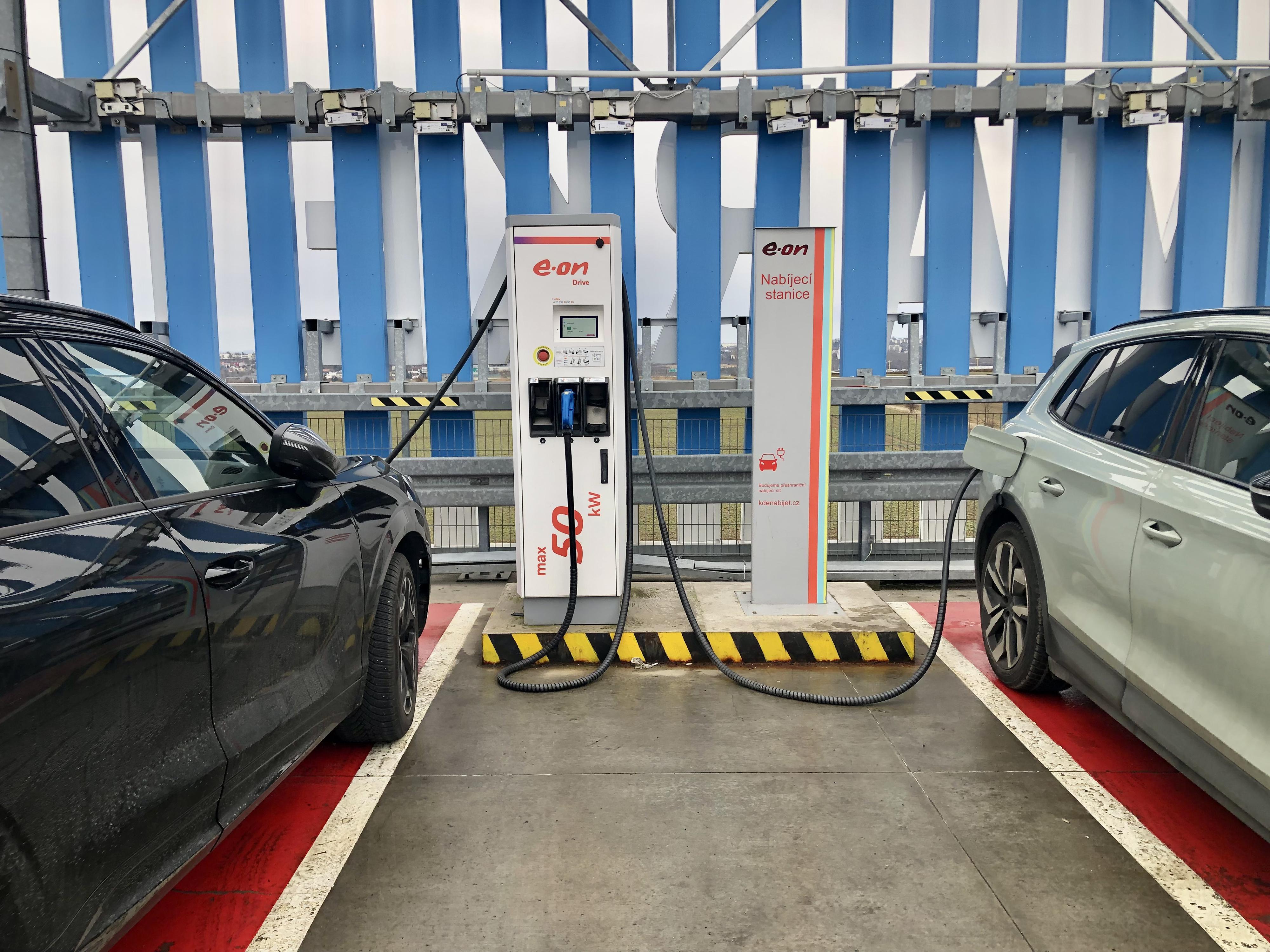 Dobíjecí stanice E.ON Drive