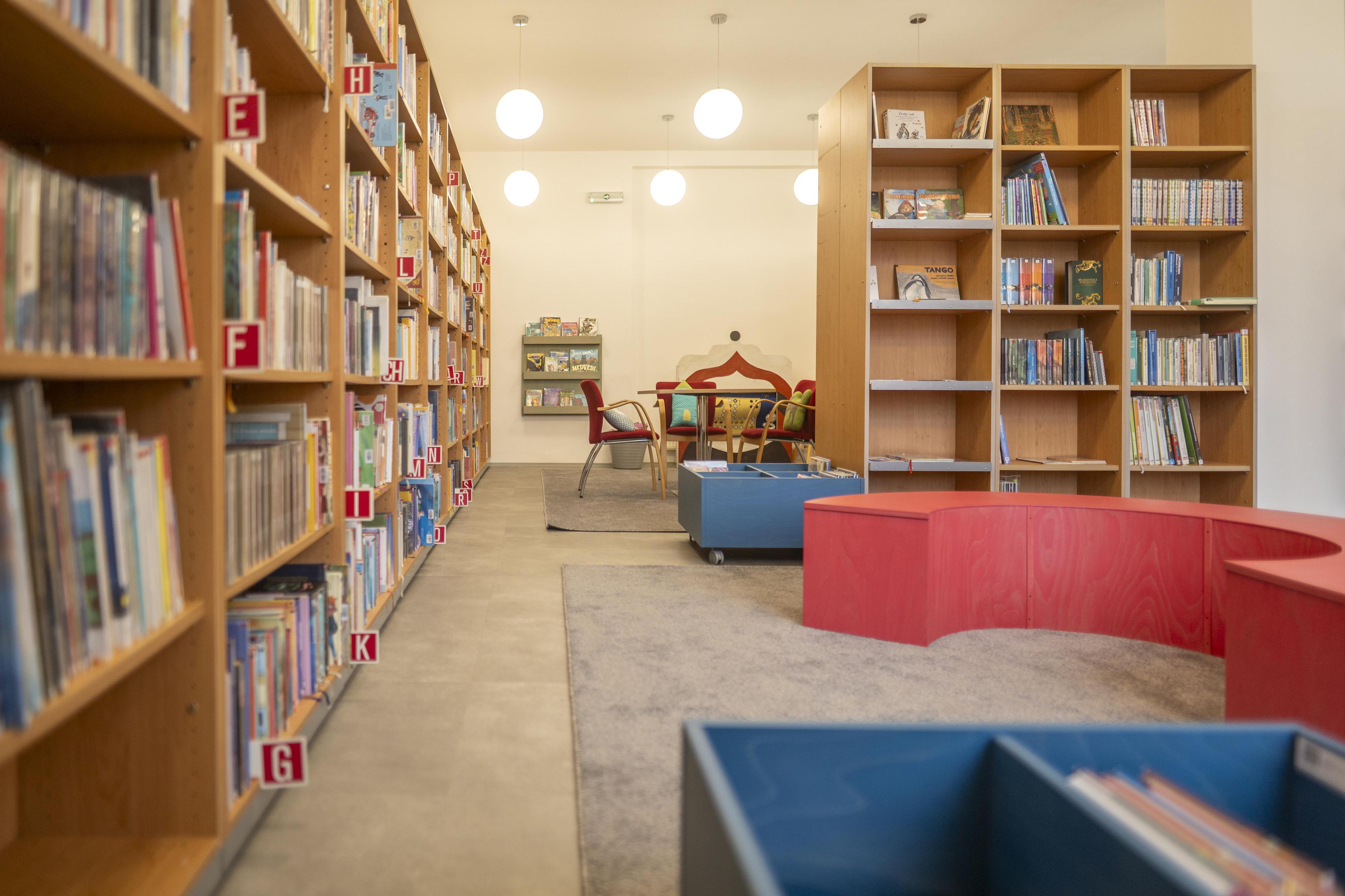 Městská knihovna Kamenický Šenov foto 2