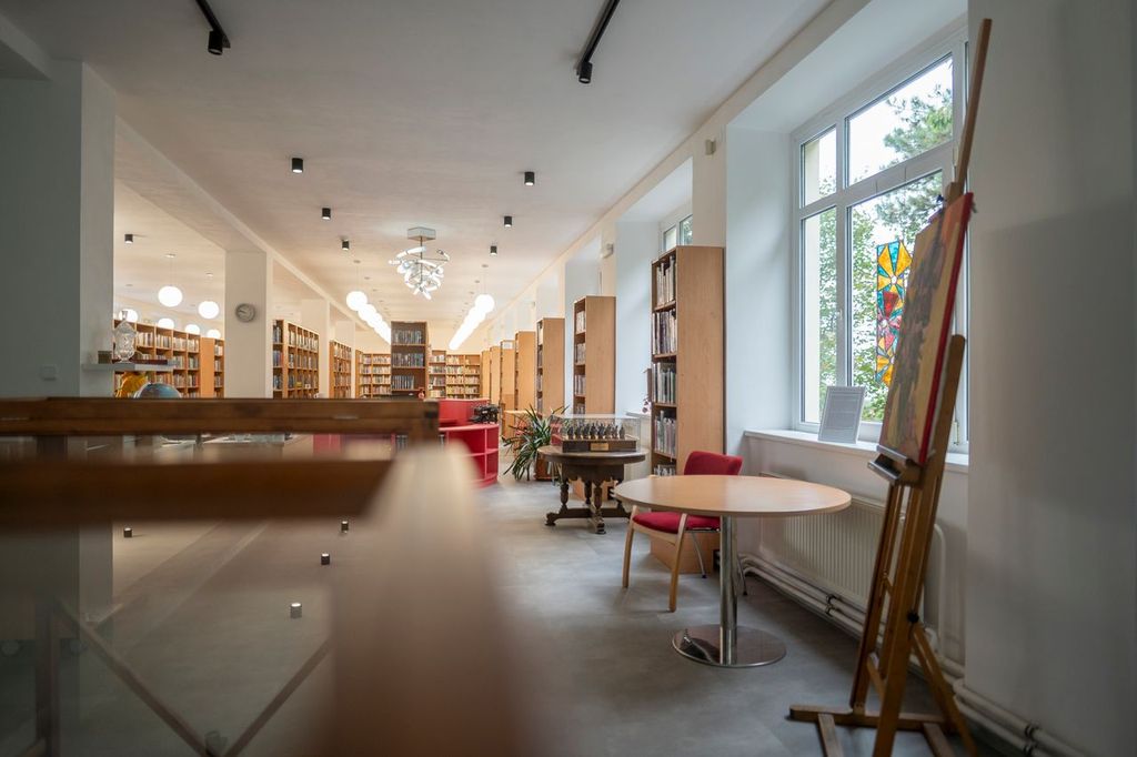 Městská knihovna Kamenický Šenov foto 3