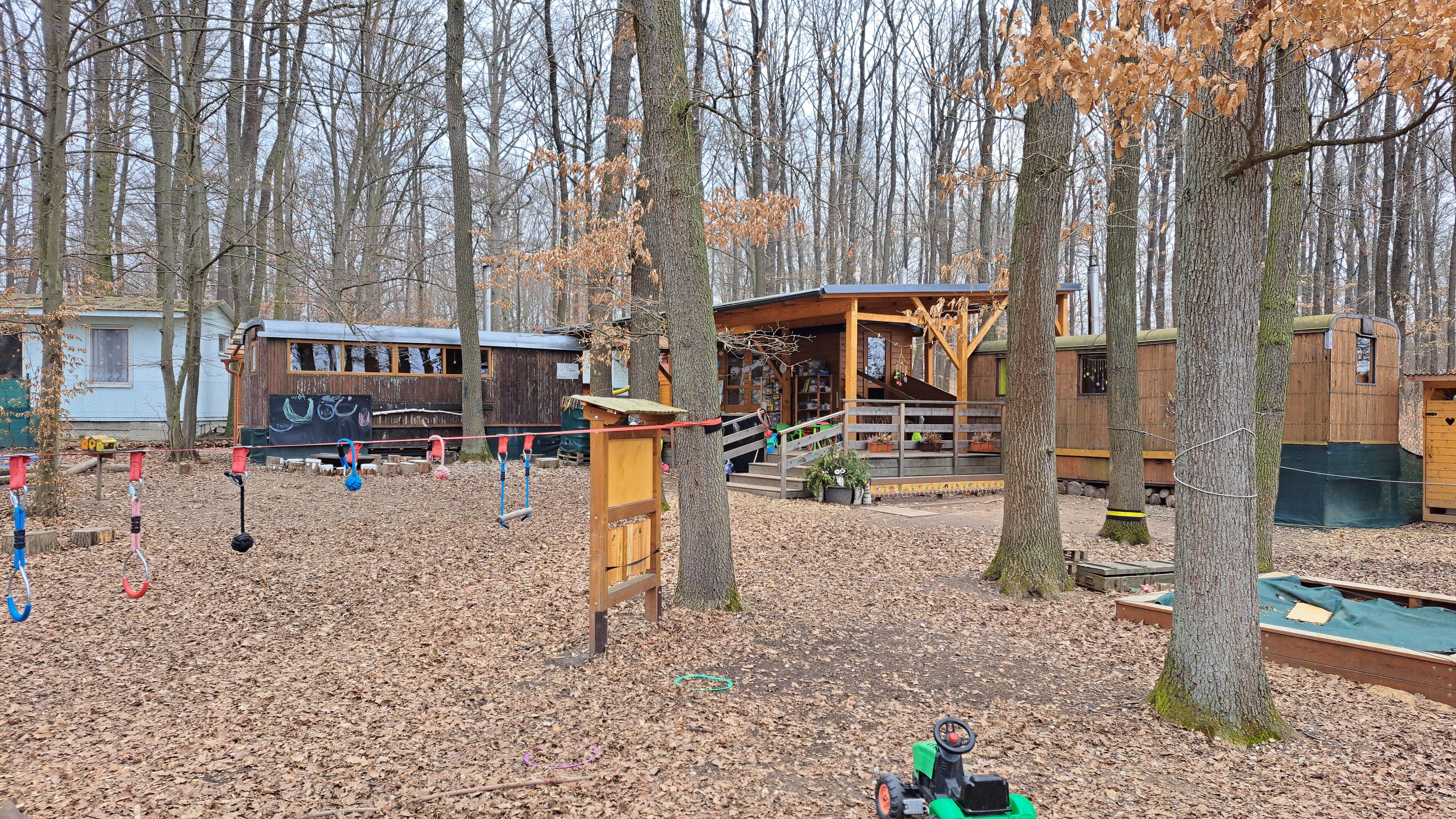 Lesní mateřská škola Hlubáček foto 6