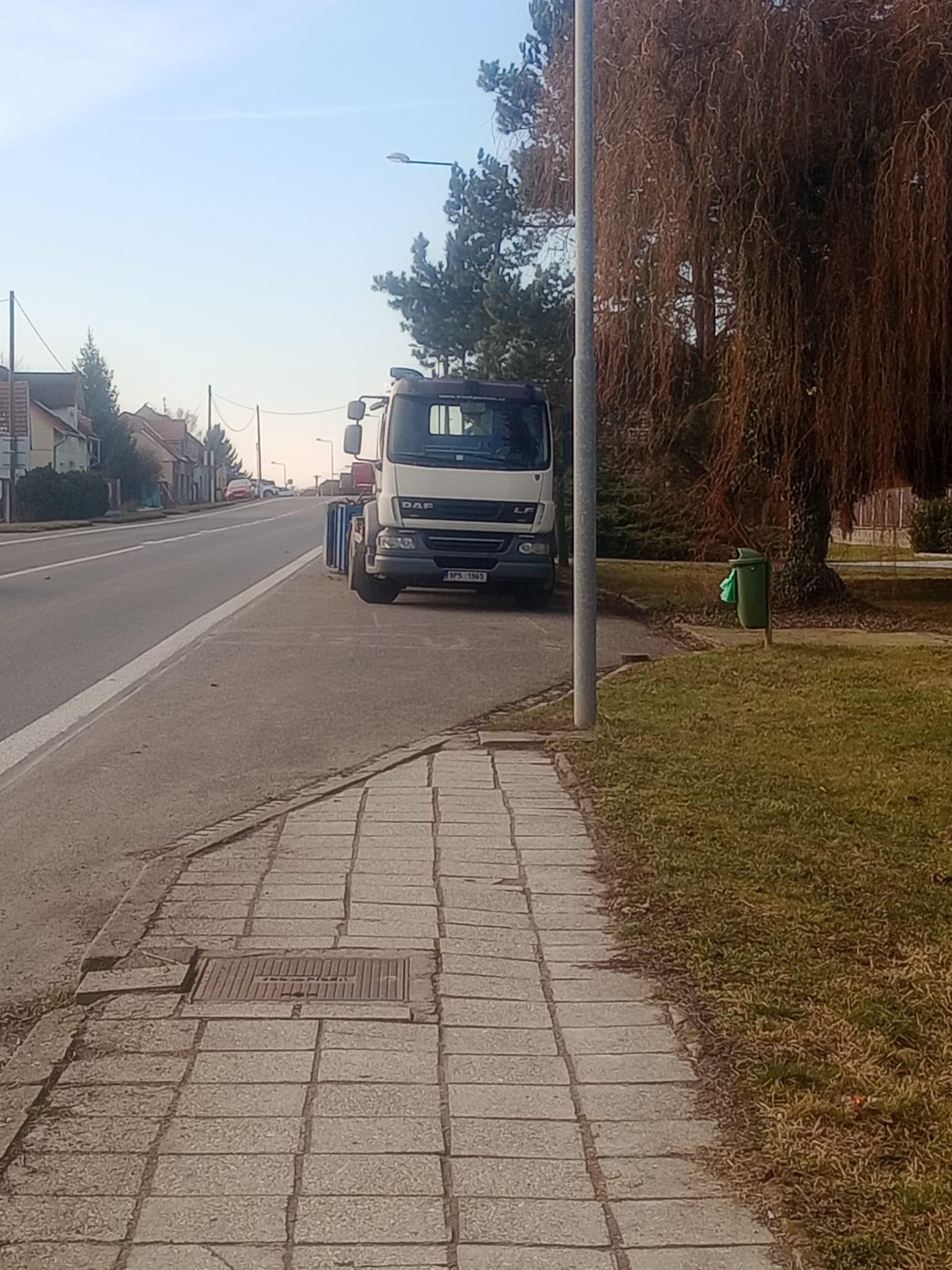 Znamínko - zemní práce foto 1