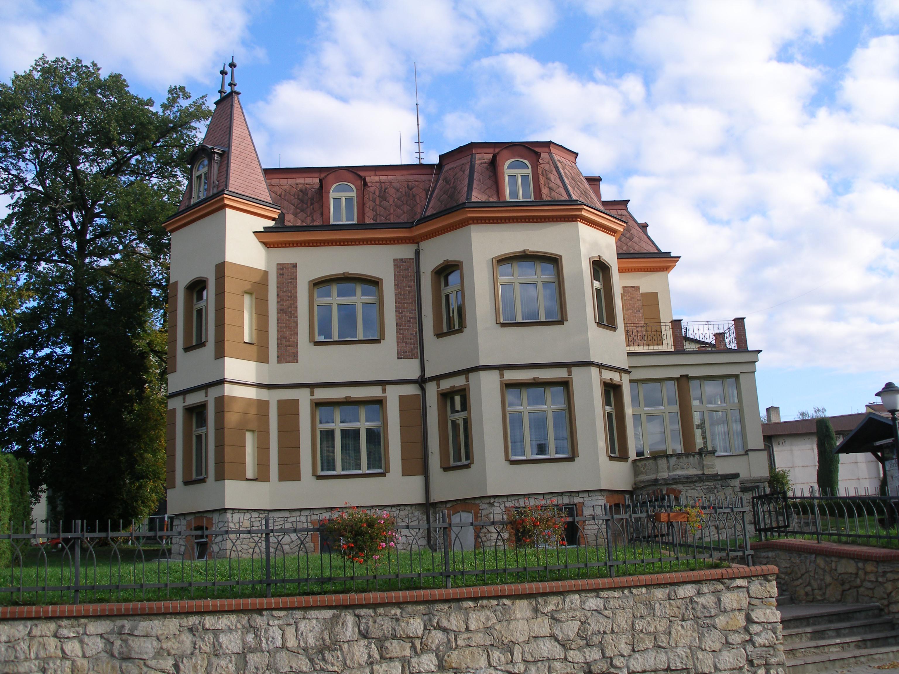 Brněnec - obecní úřad foto 3