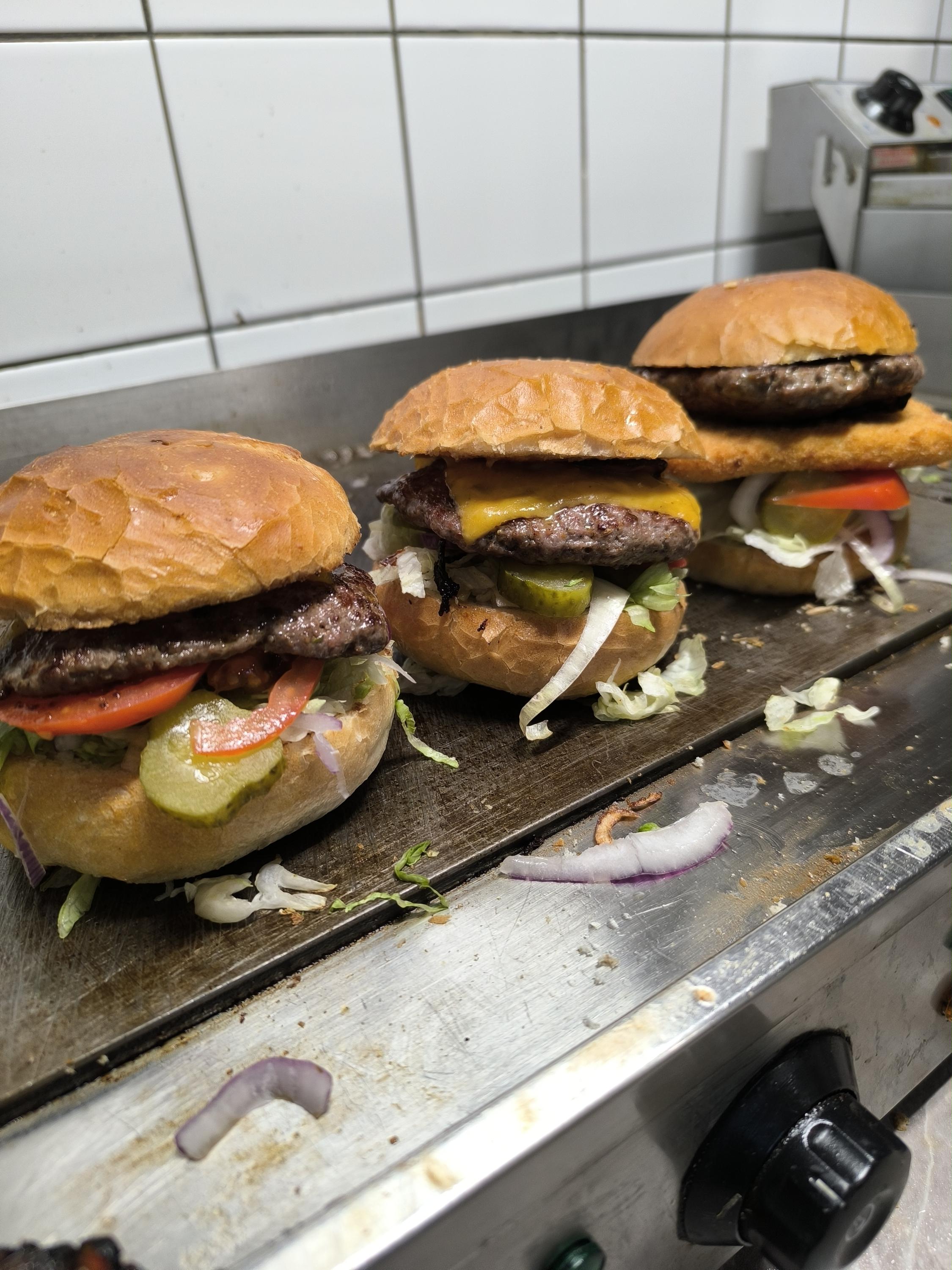 Džejmis burgers foto 2