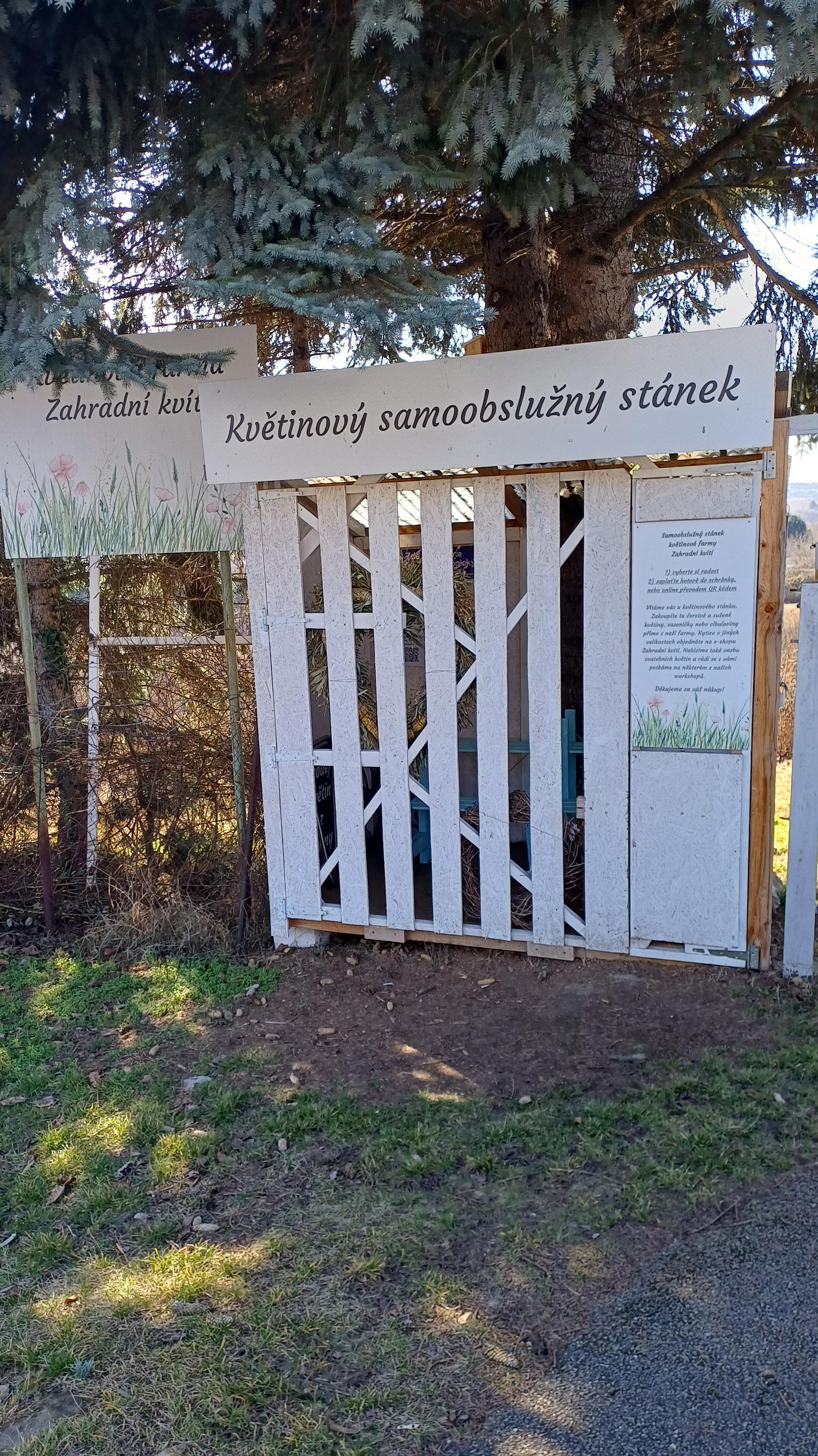 Květinový stánek Zahradní kvítí foto 5