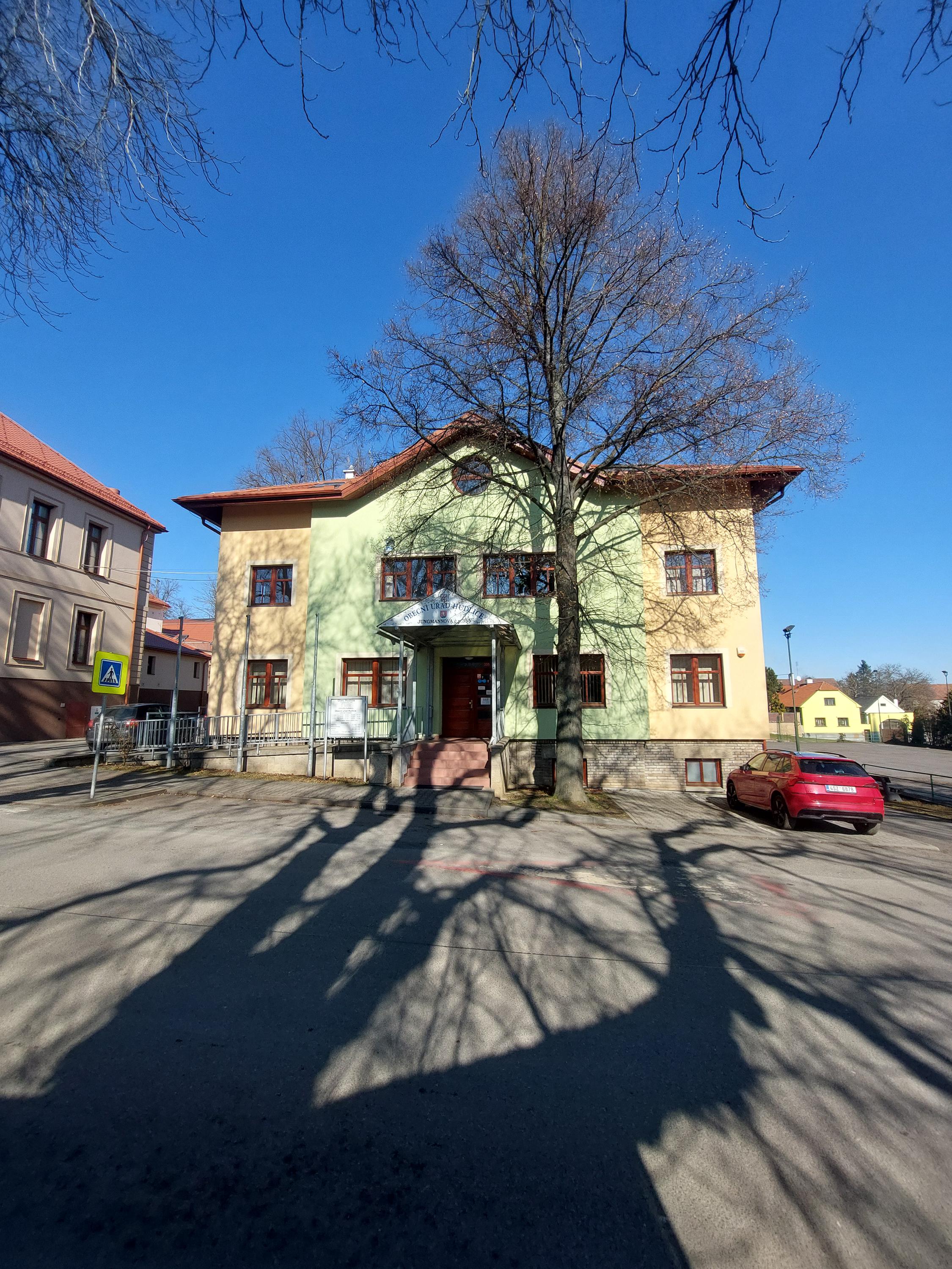 Hudlice - obecní úřad foto 6