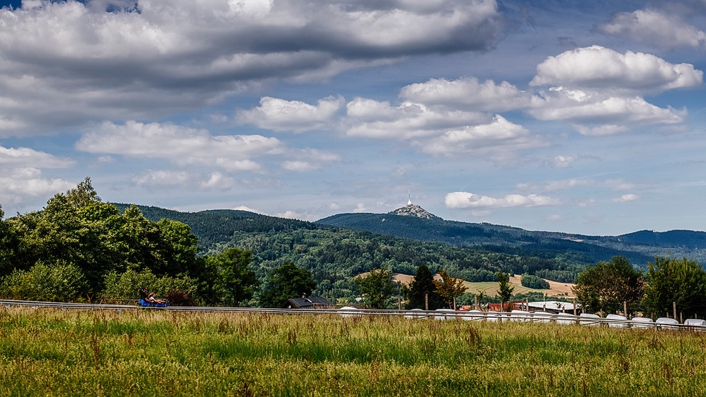 Nabíjecí stanice Areál Obří sud Javorník foto 6