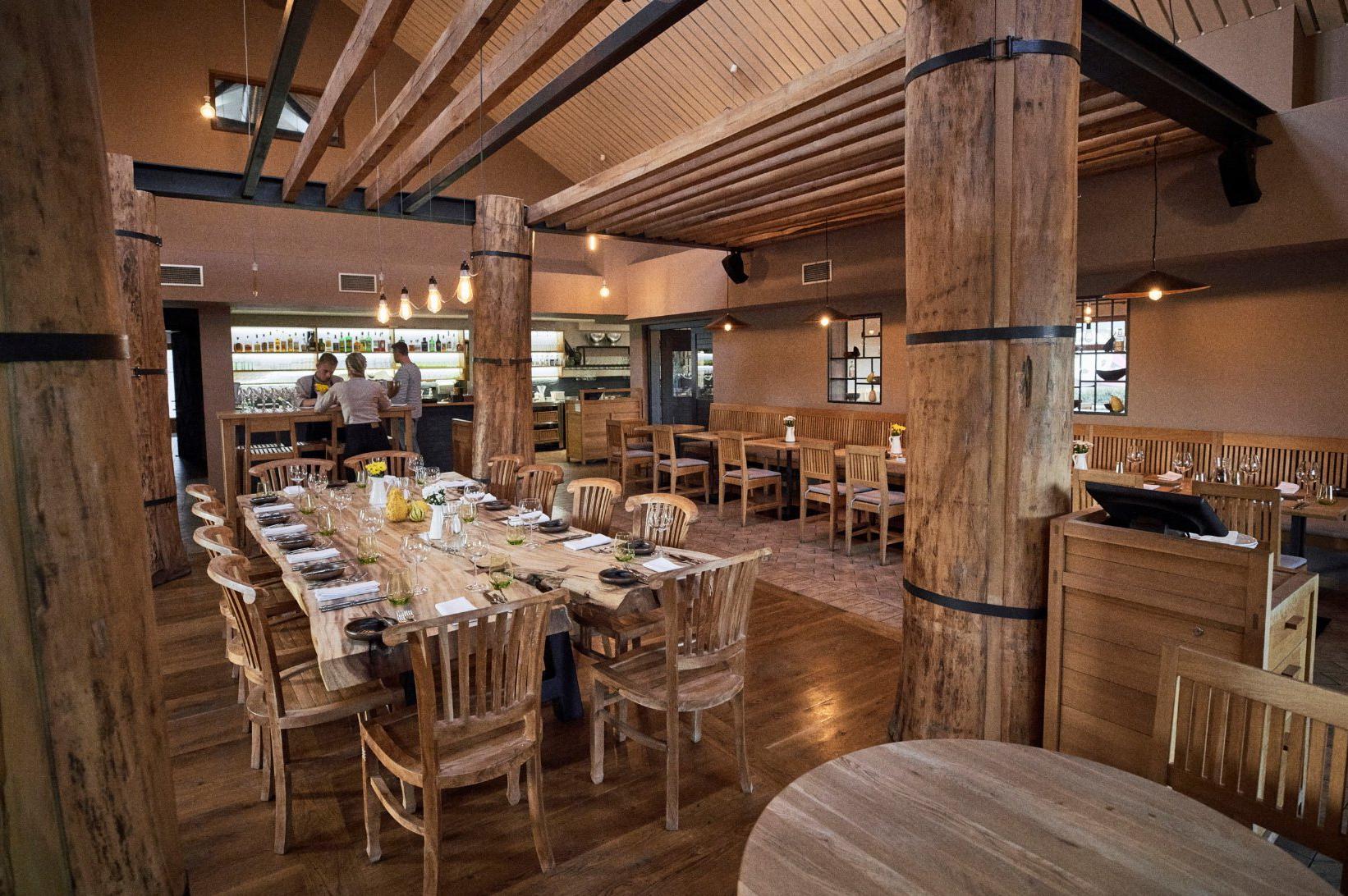 Pozvěte rodinu ke stolu na oběd nebo večeři