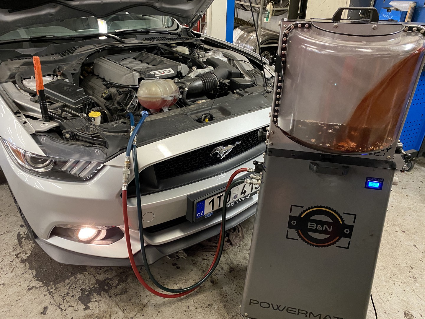 Autoservis Garant - měření emisí foto 2