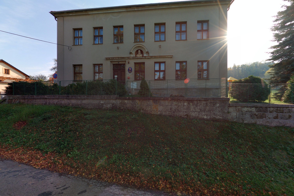 Holenice - obecní úřad