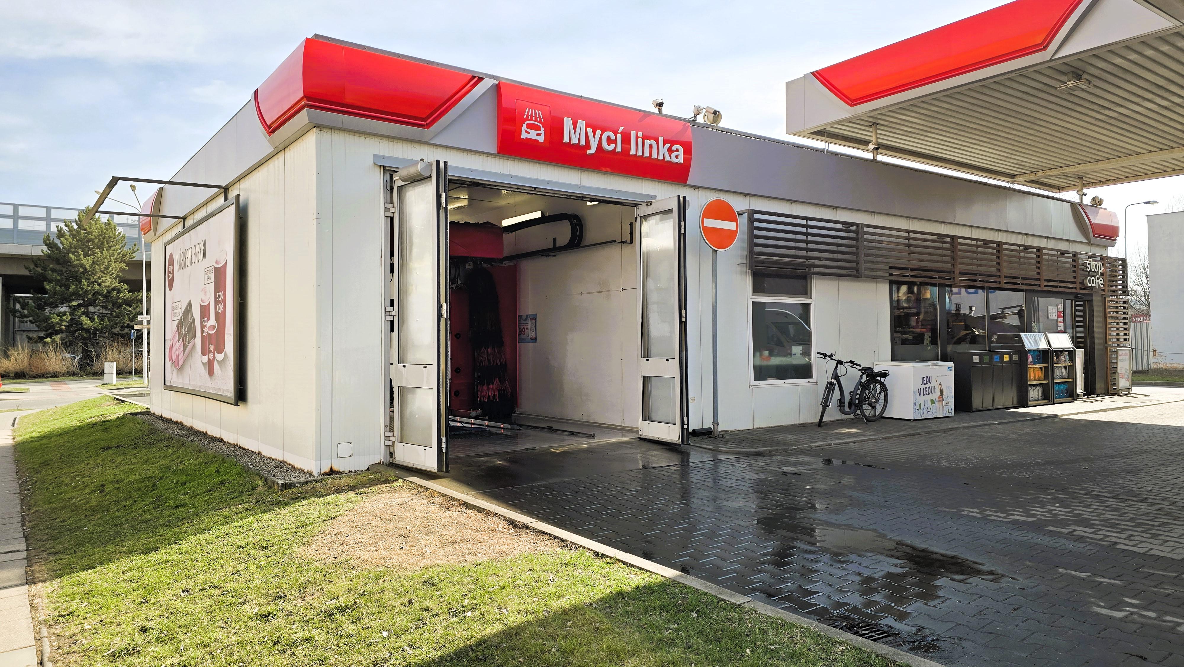Mycí linka ORLEN foto 2