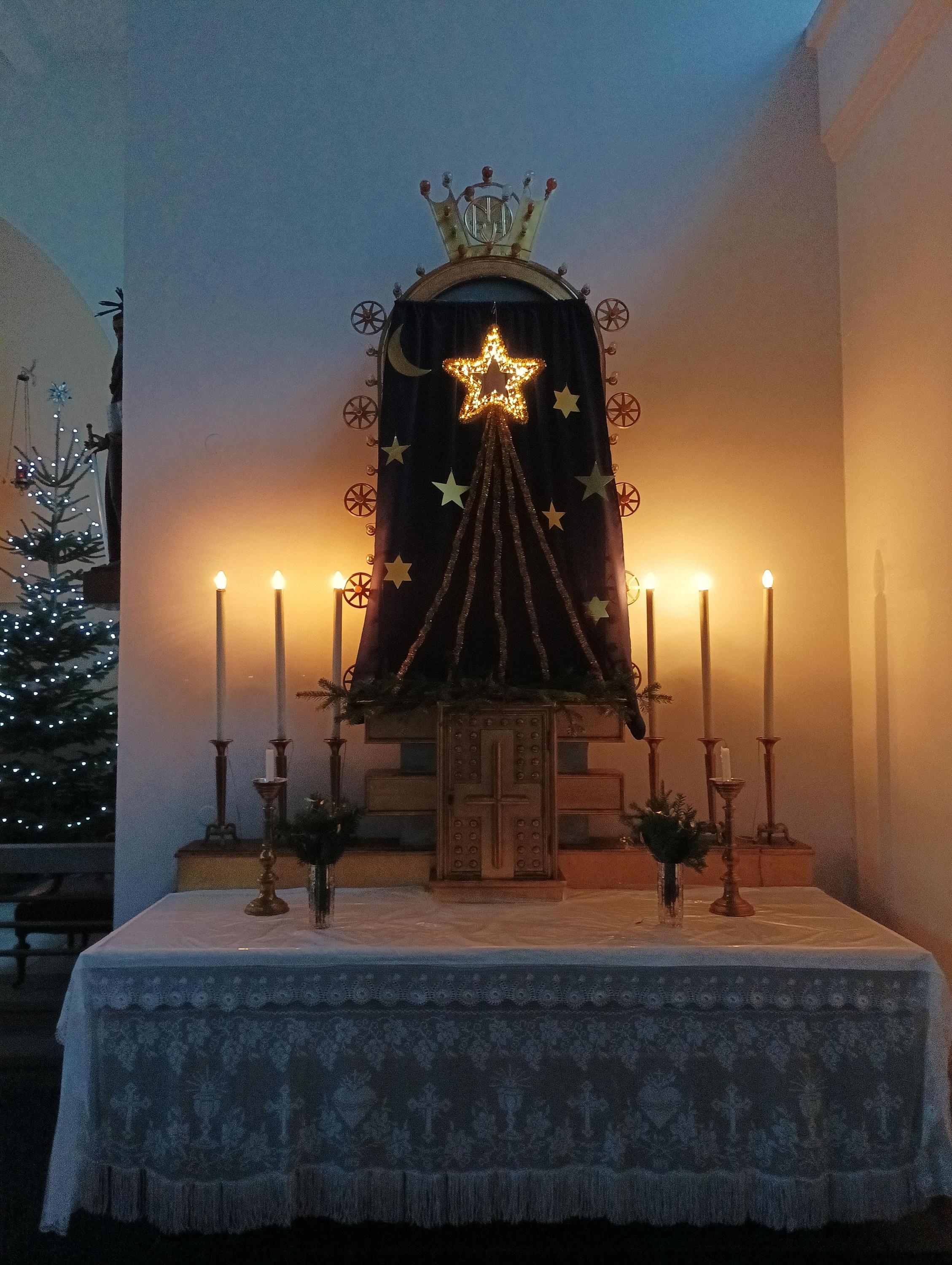 Římskokatolická farnost u kostela Krista Krále Praha - Vysočany foto 4