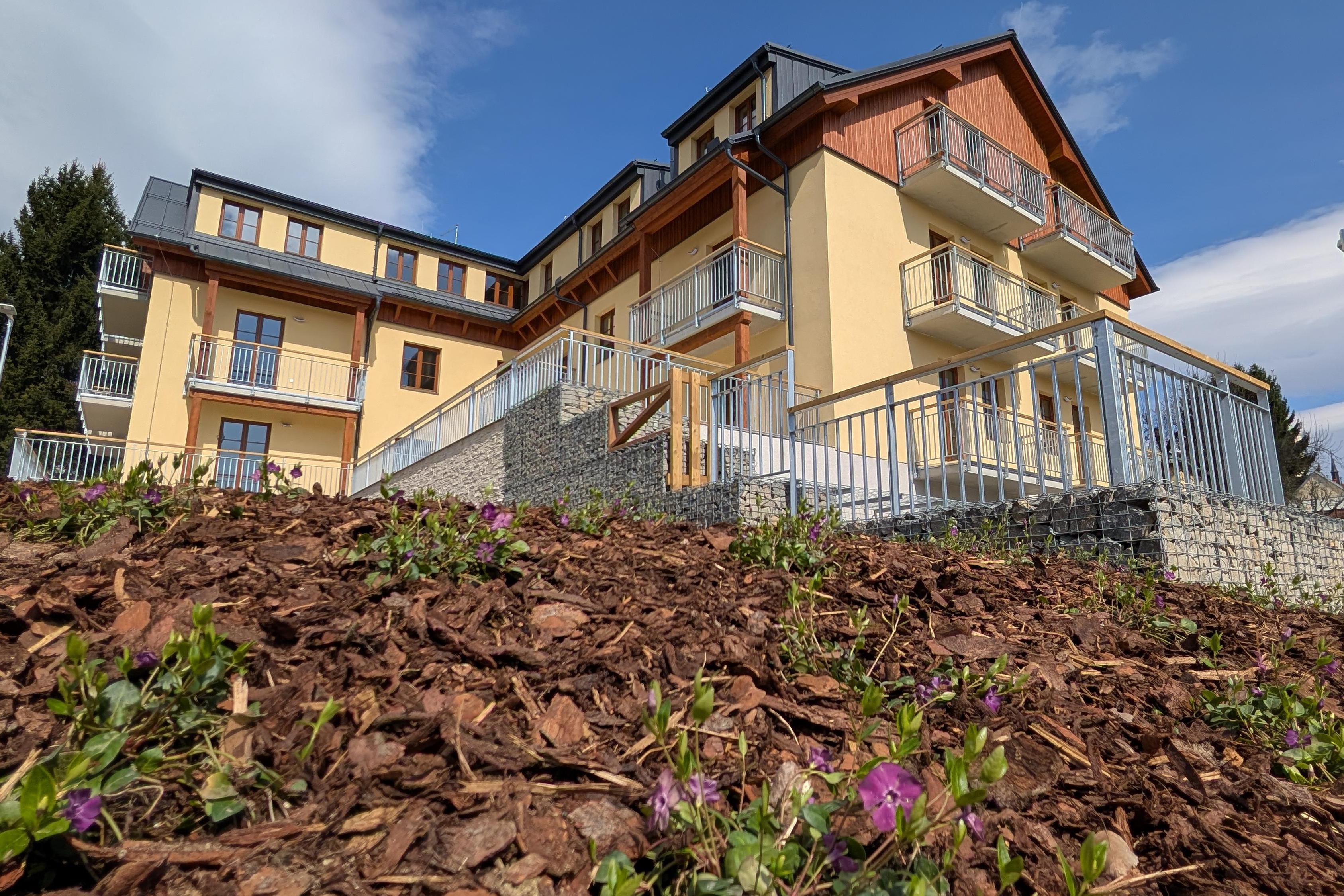 VÝSTAVBA KOMFORTNÍCH APARTMÁNŮ NA ŠUMAVĚ