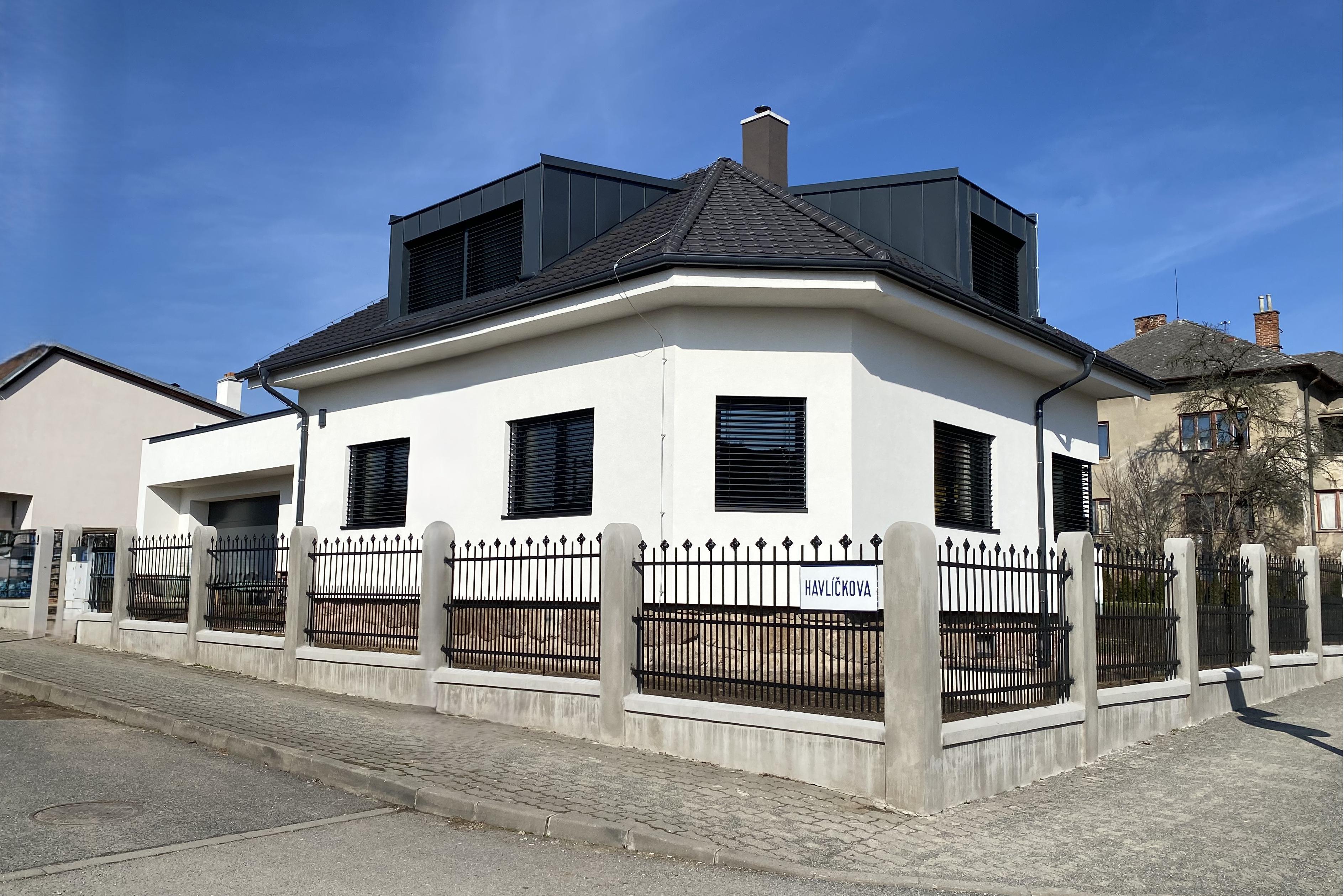 REAL-PROJEKT MAX s.r.o. - Realitní a projekční kancelář