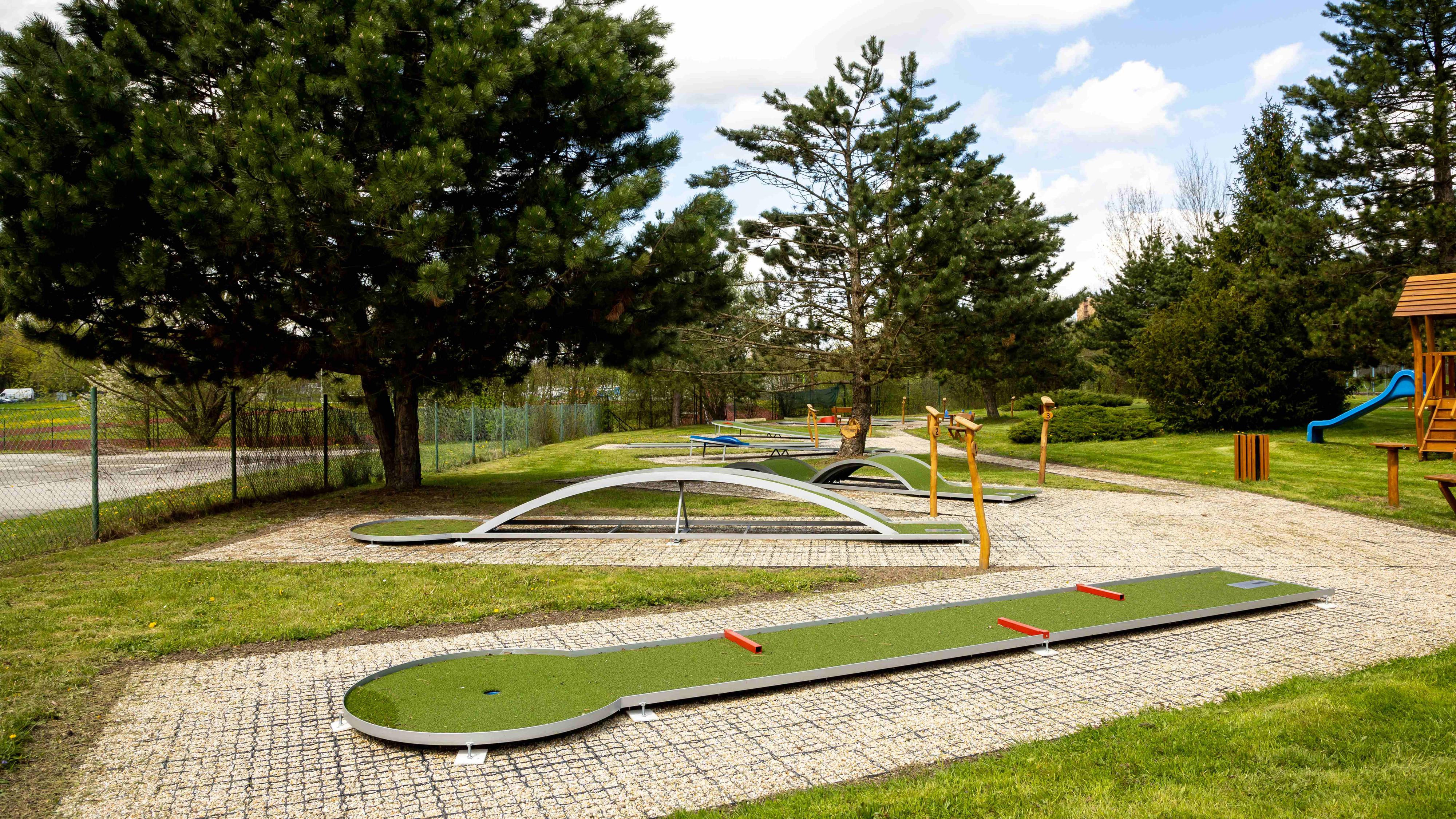 Minigolf - Správa sportovních a rekreačních zařízení foto 5
