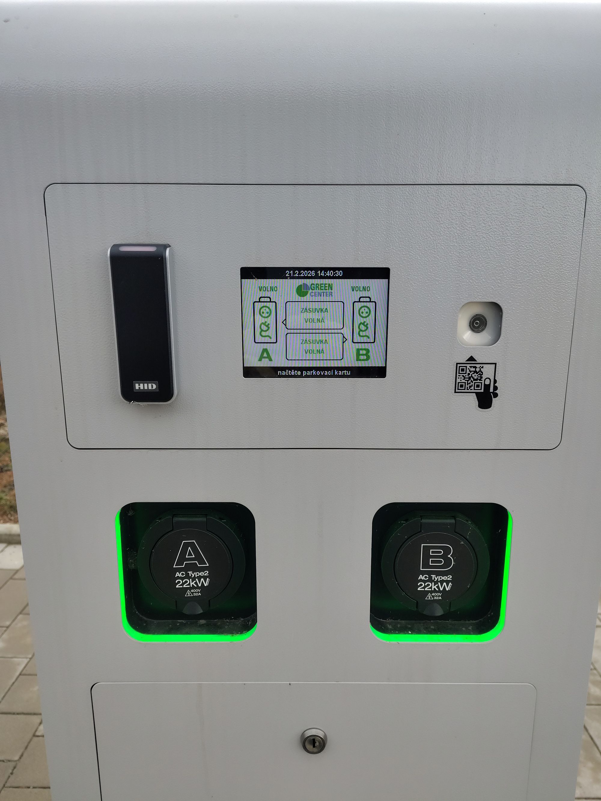 Nabíjecí stanice pro elektromobily U Tkalcovny foto 3