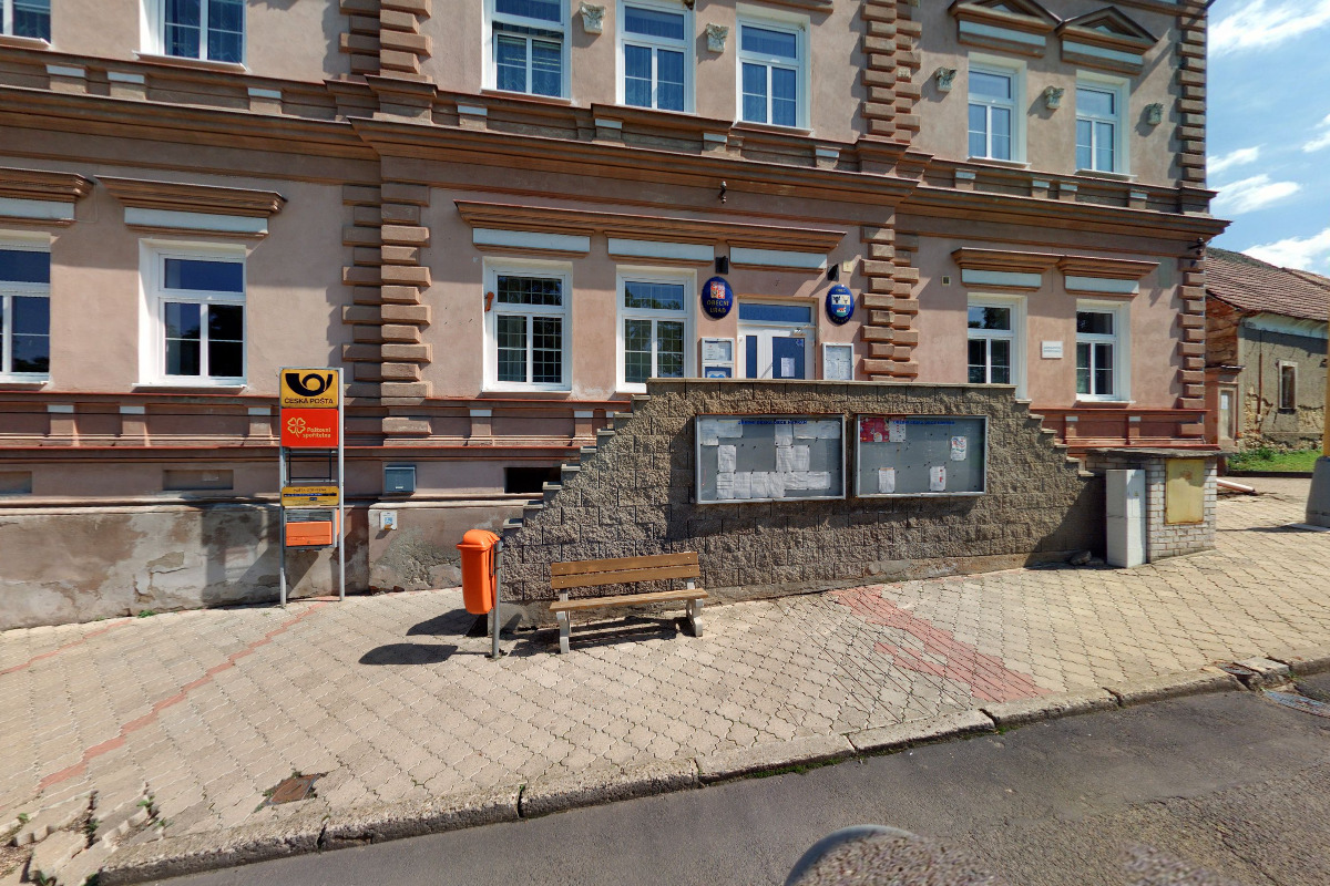 Havraň - obecní úřad foto 6