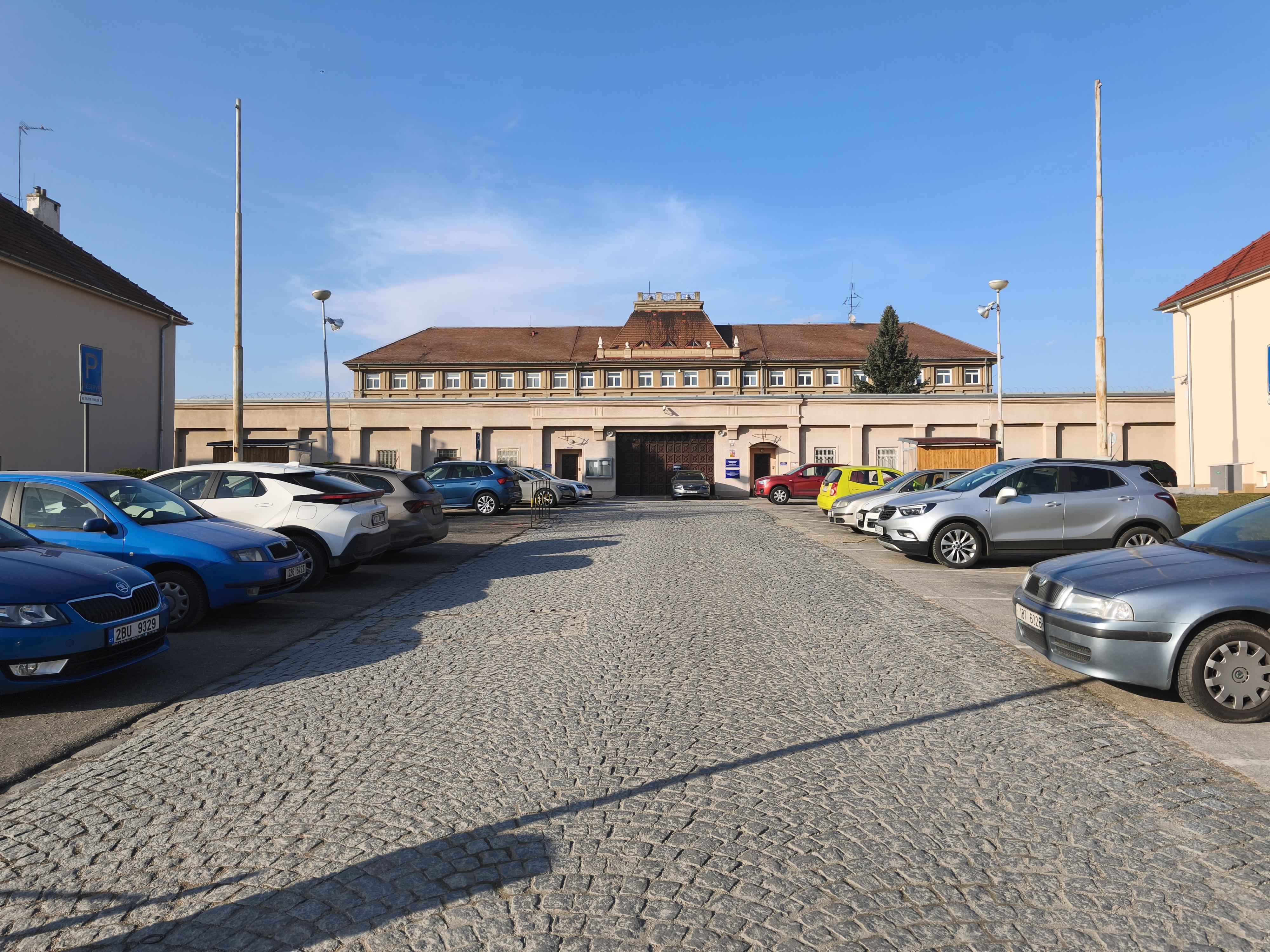 Vazební věznice a ÚVZD Brno foto 4