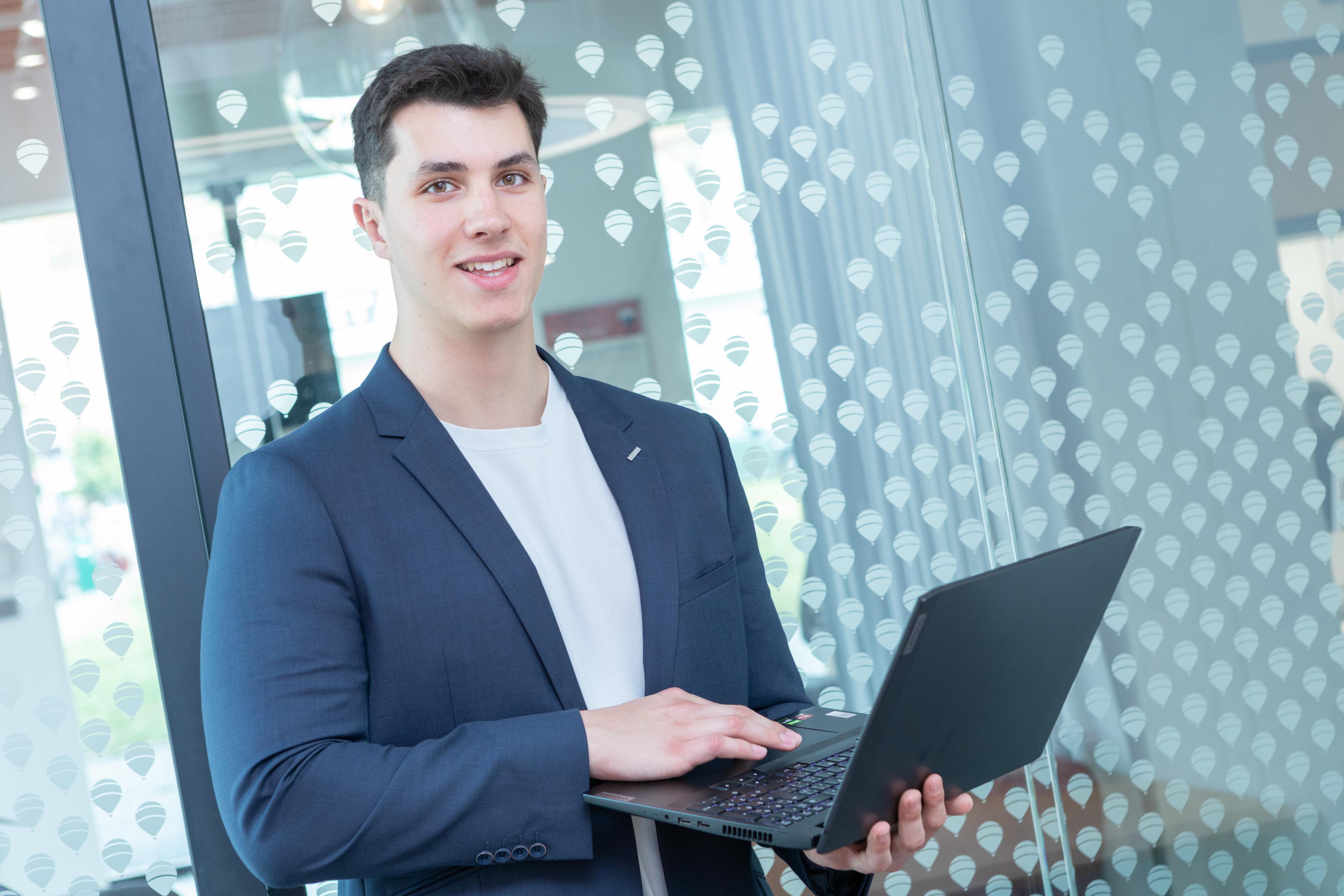 Jan Nejedlý - Realitní makléř RE/MAX Delux