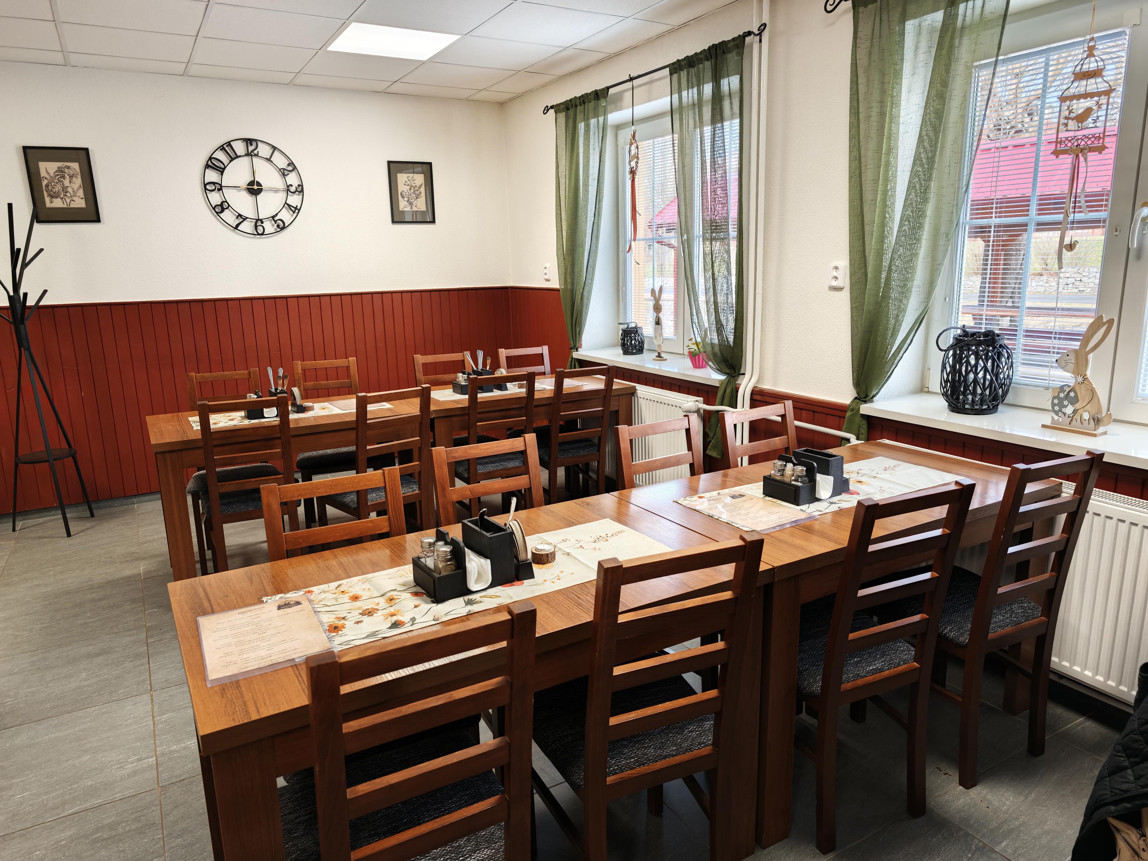 Hostinec U Tří čápů