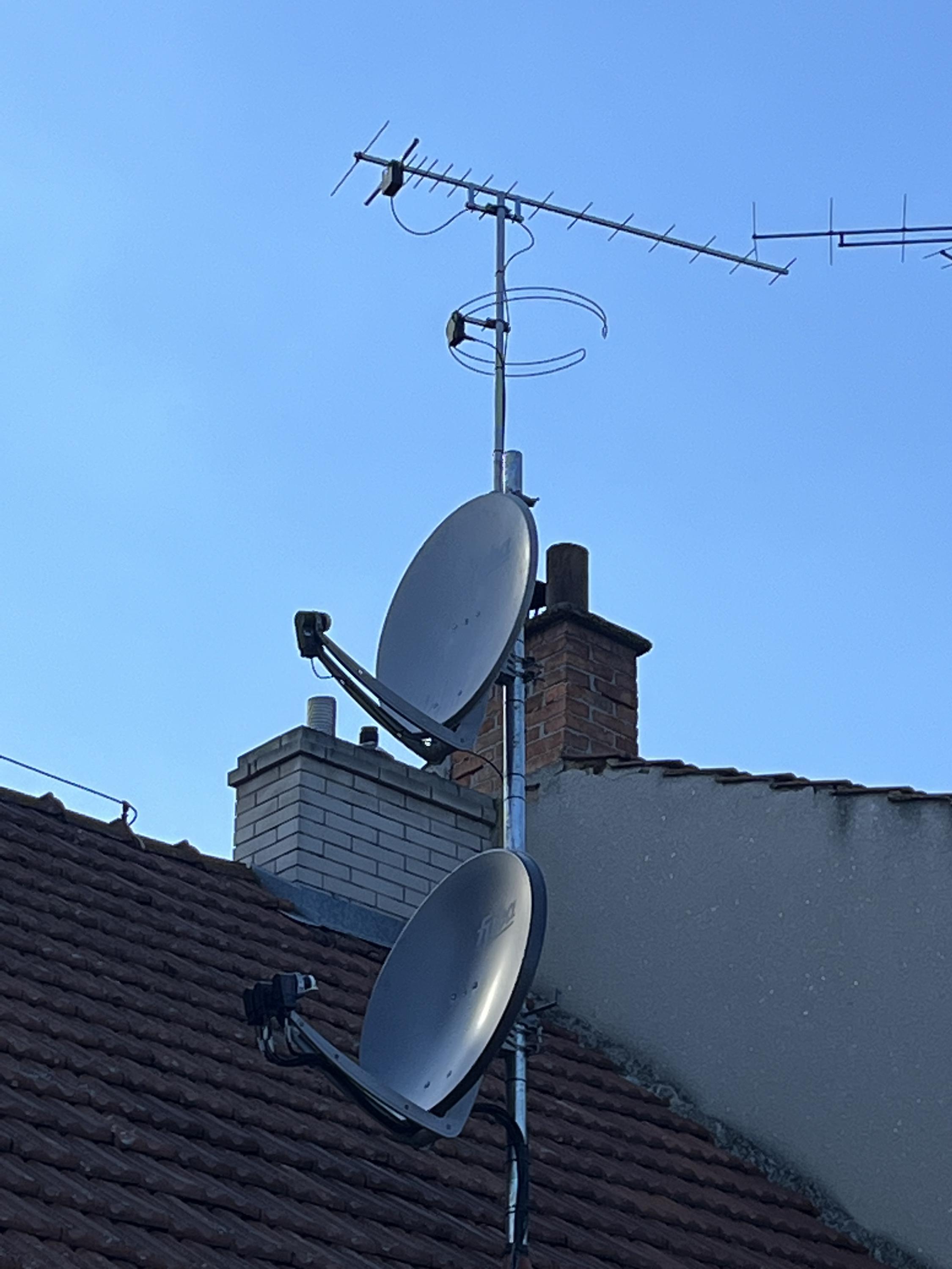 Antény, satelity - Ivan Riziky foto 3