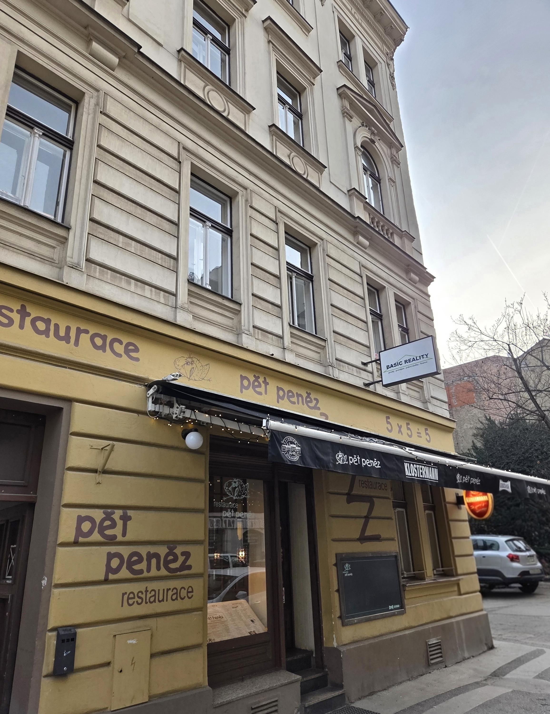 Restaurace Pět peněz foto 2