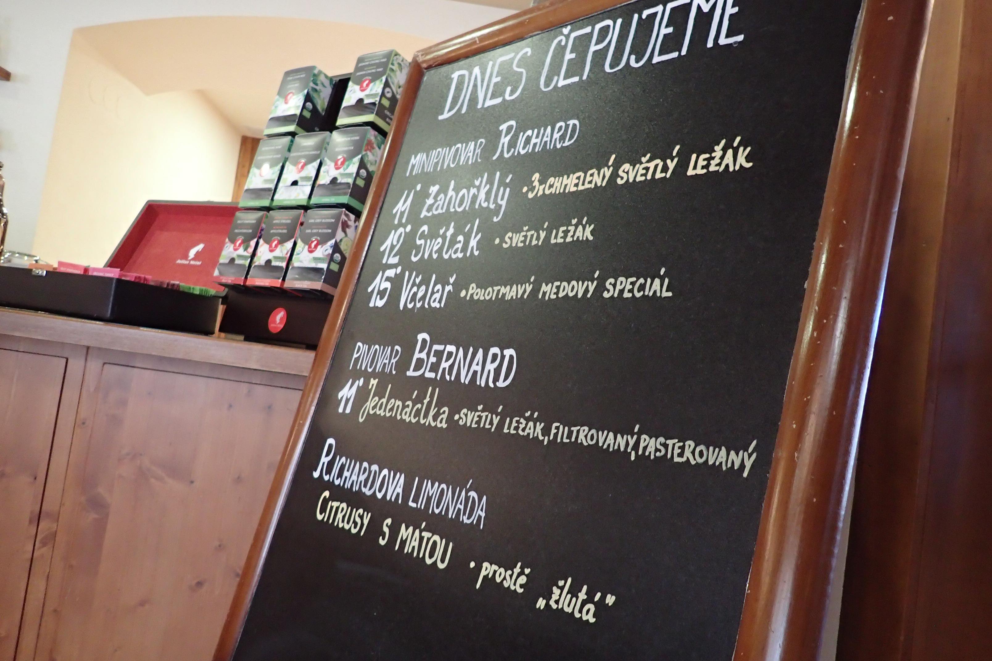 Restaurace Hotelu Leopold Račín foto 6