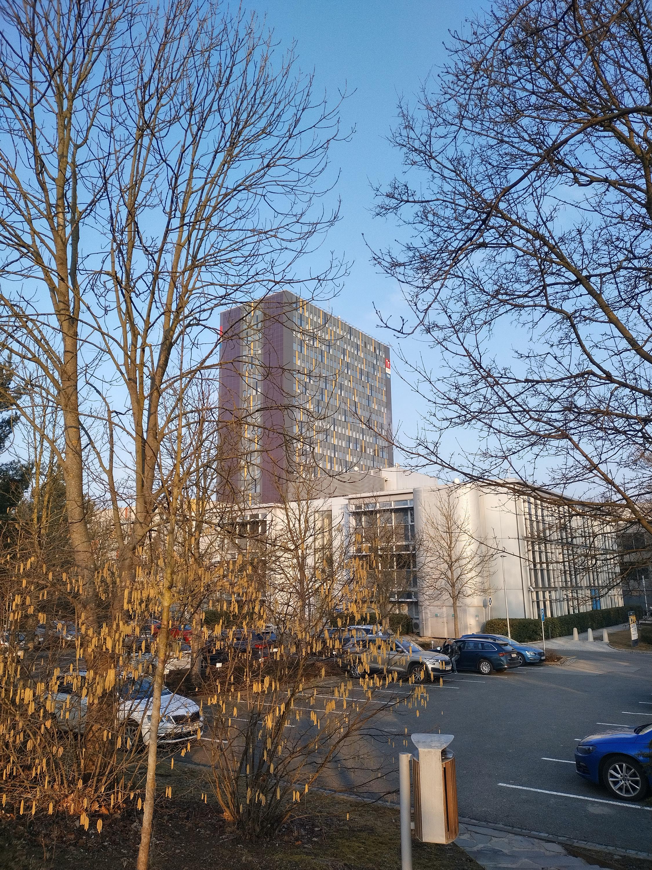 Vysoké učení technické v Brně - Fakulta strojního inženýrství foto 3