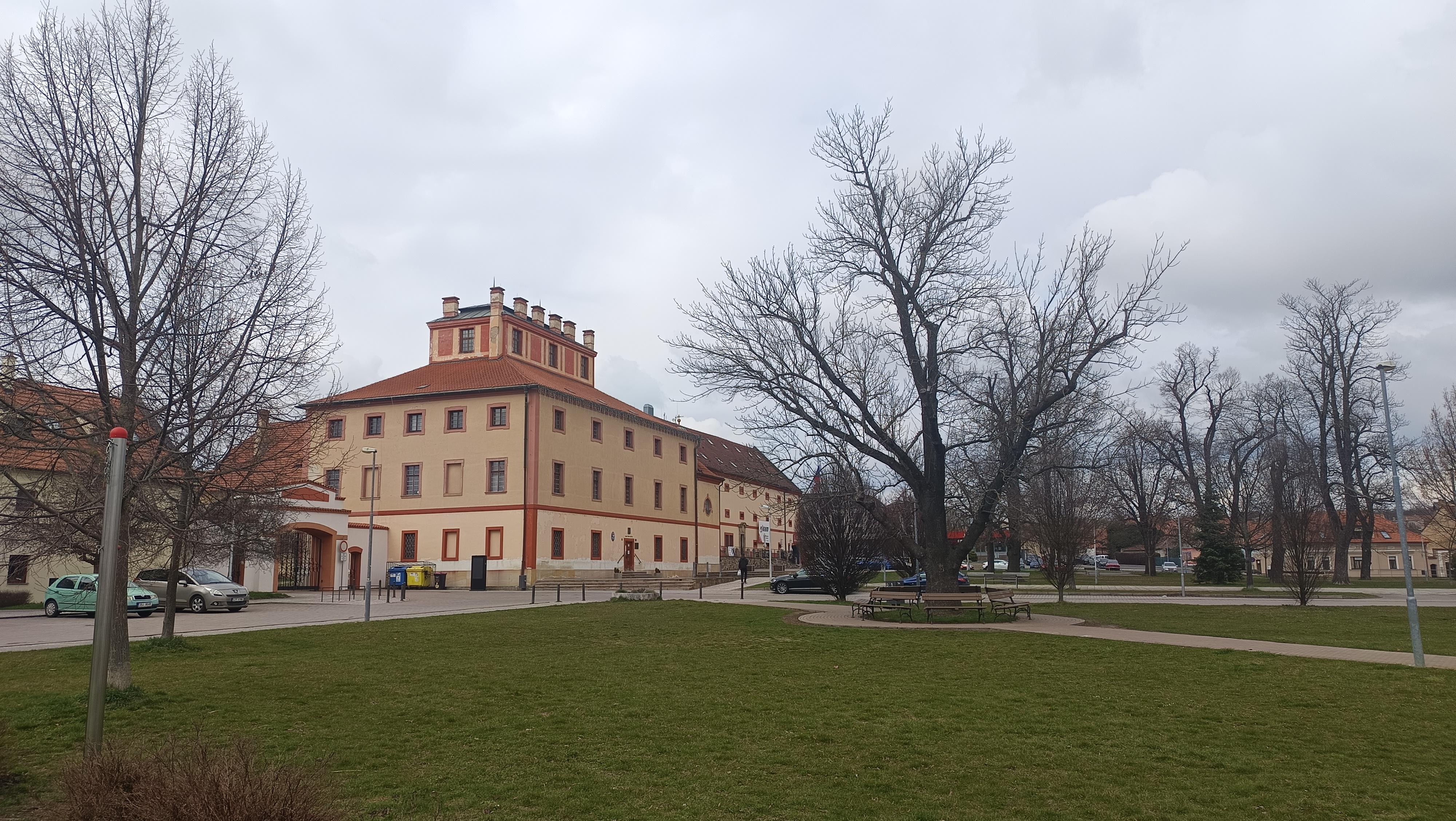 Hostivice - městský úřad foto 4