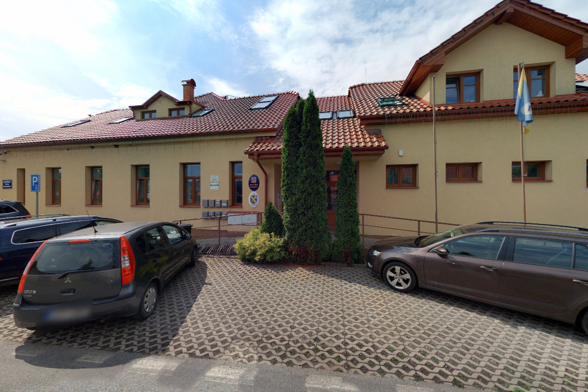 Horoušany - obecní úřad foto 6