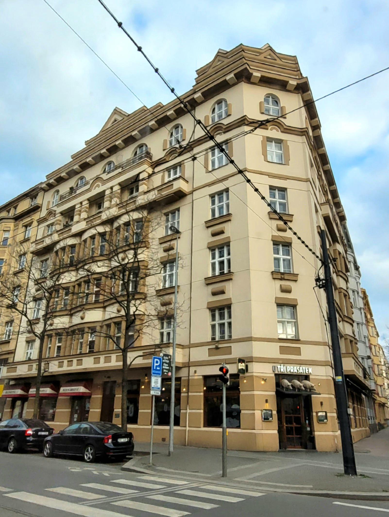 Restaurace U tří prasátek foto 2