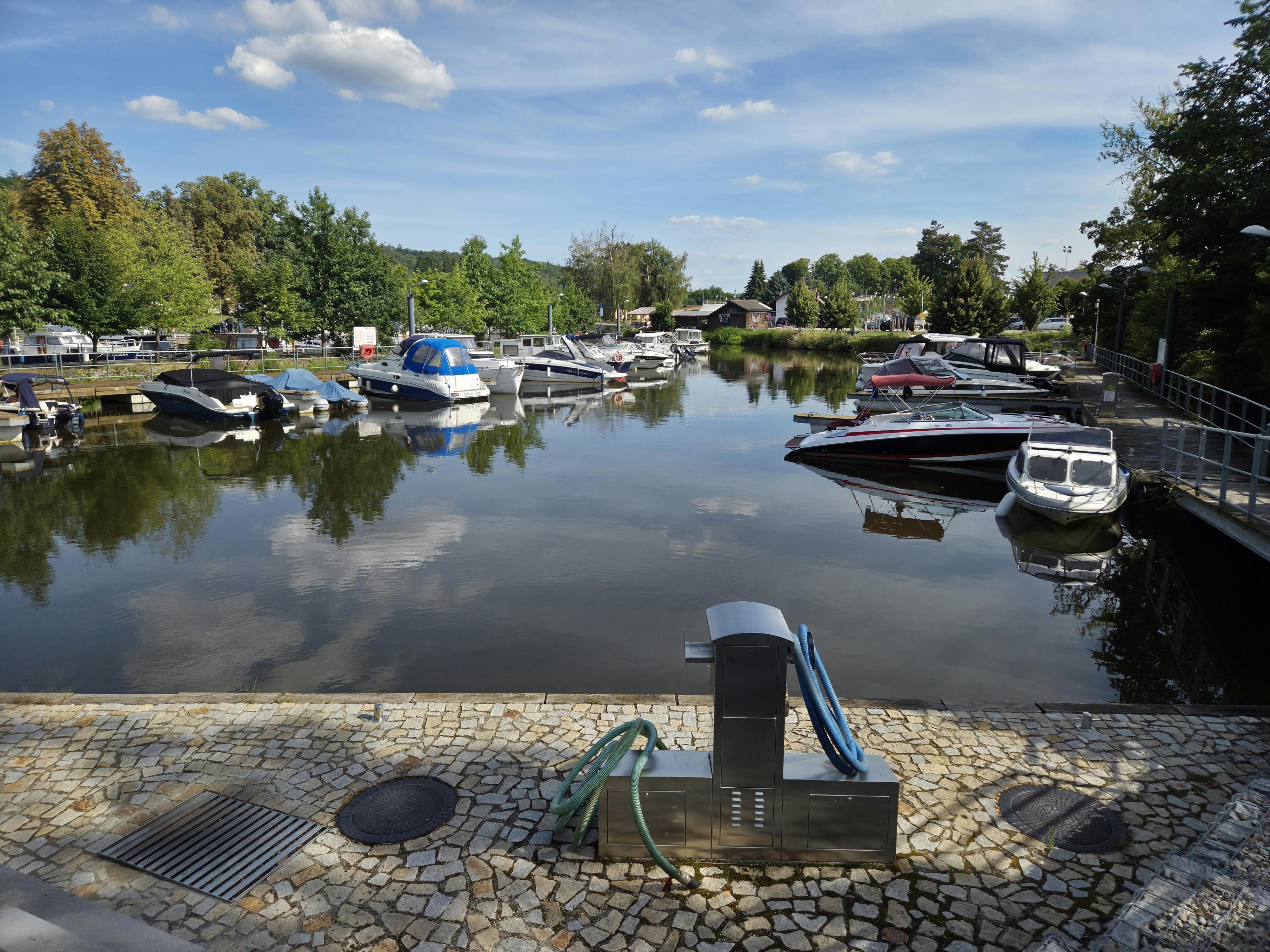 Sportovní přístav Hluboká nad Vltavou foto 4