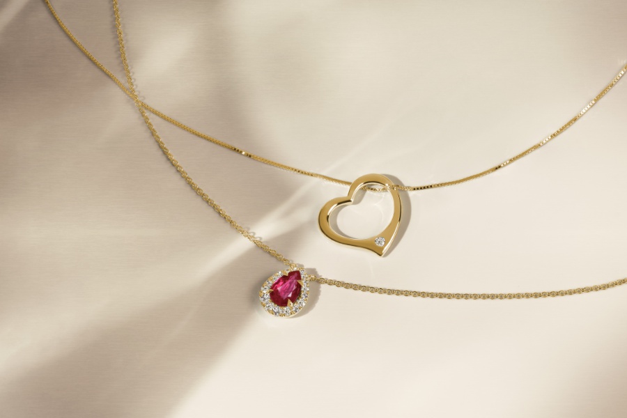 Široký výběr zlatých šperků Klenota.cz