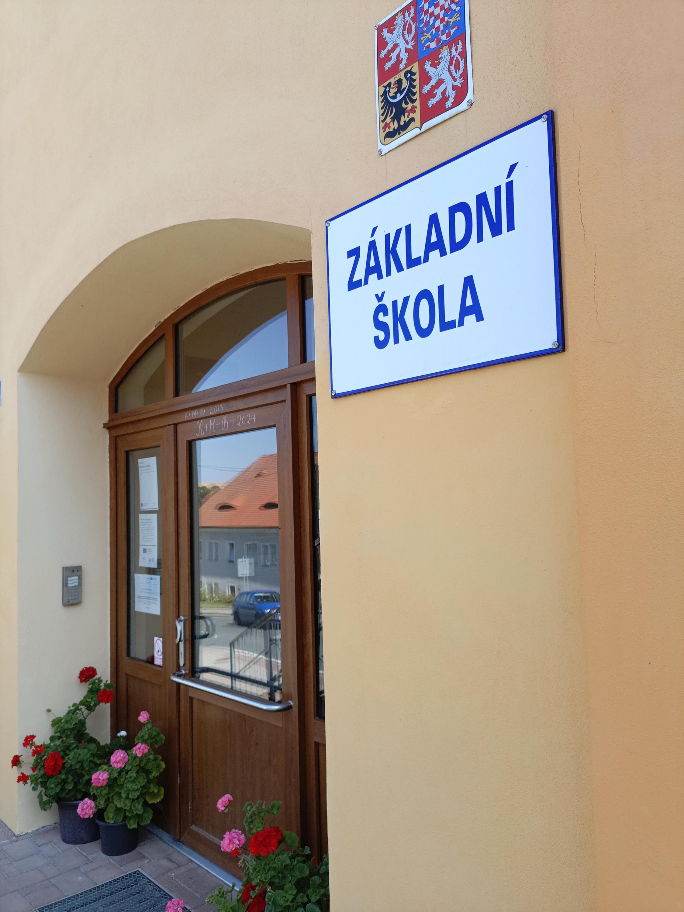 ZŠ Kout na Šumavě foto 2