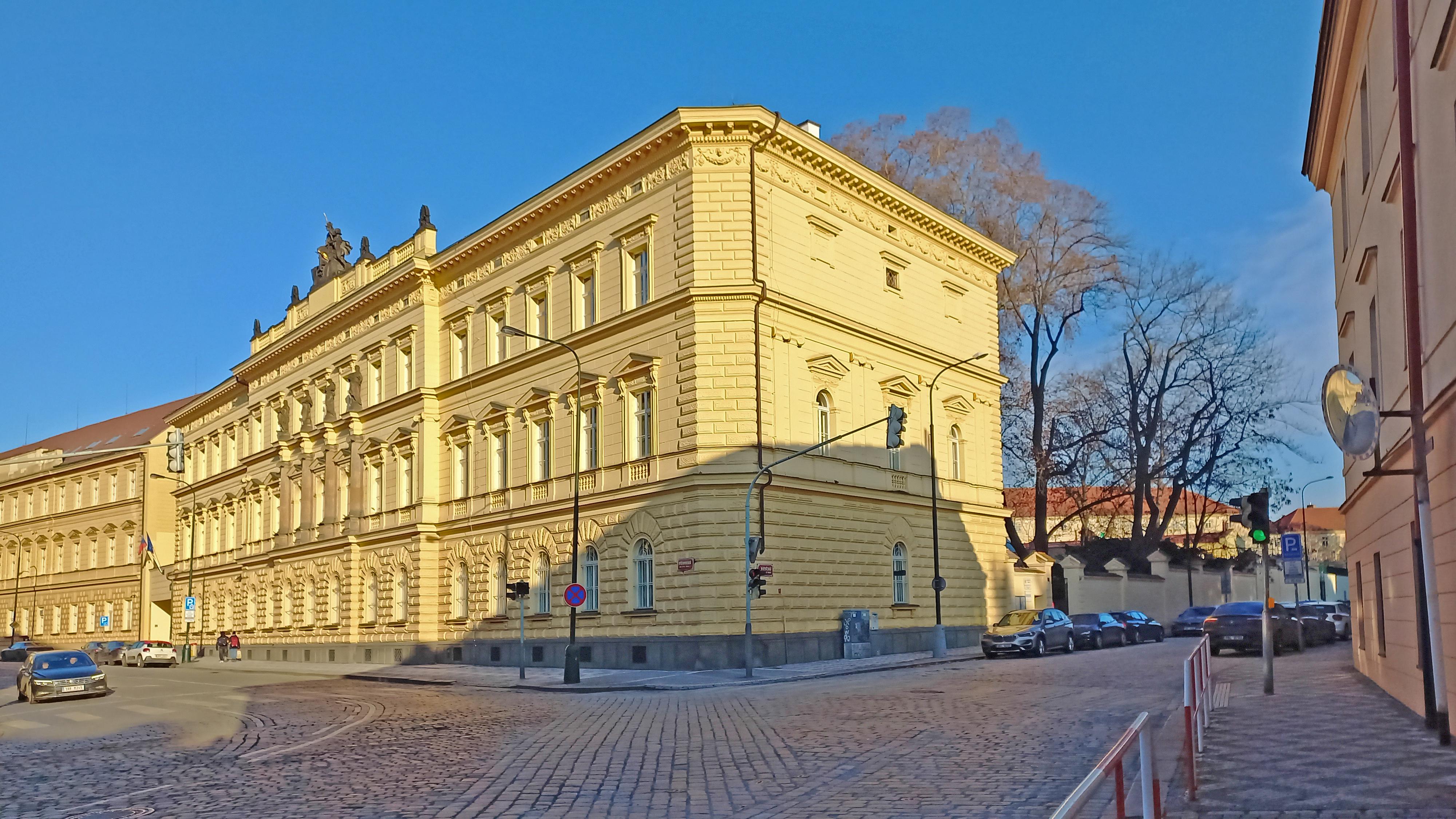Gymnázium Praha 2, Botičská foto 5