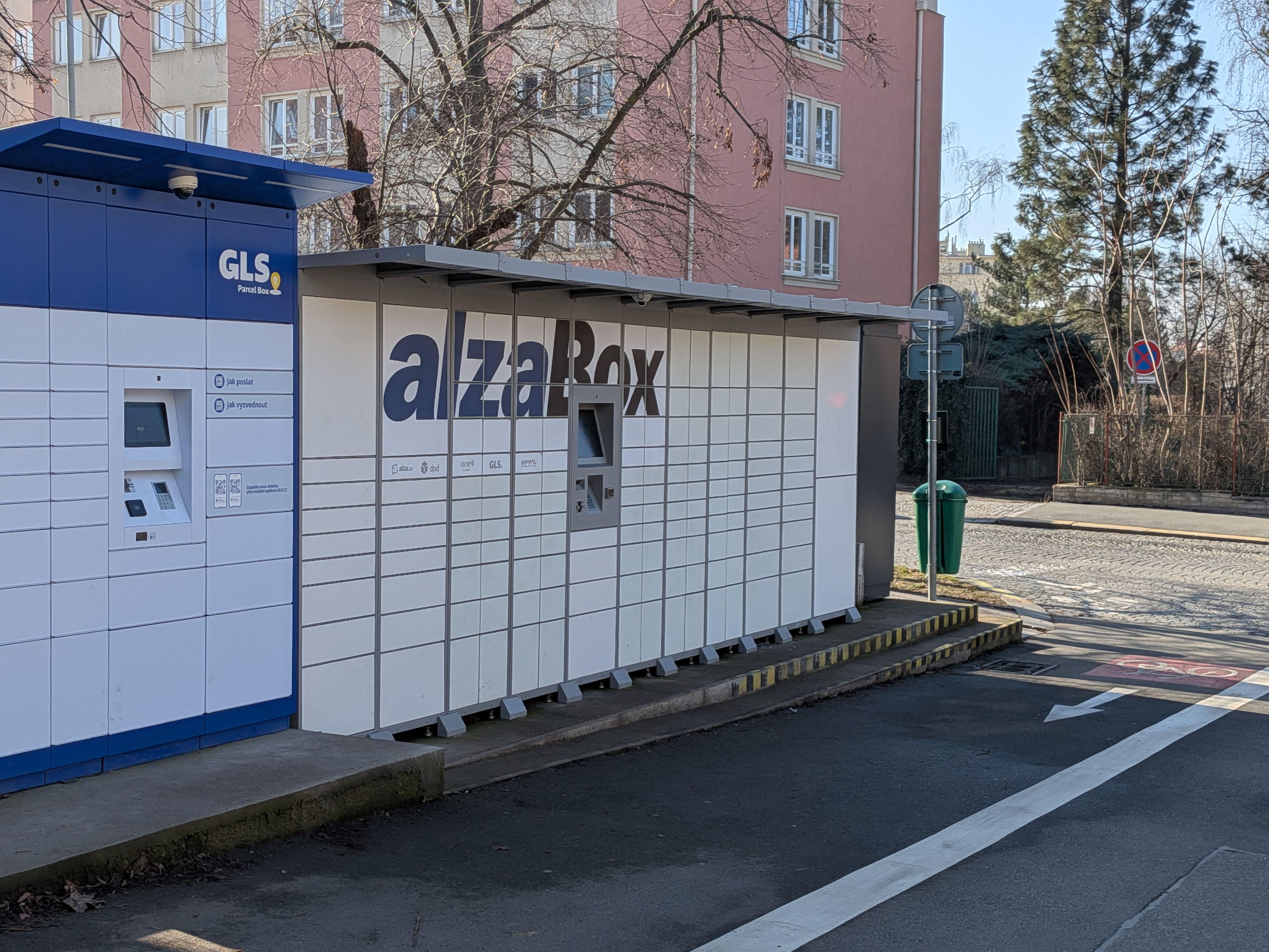 AlzaBox