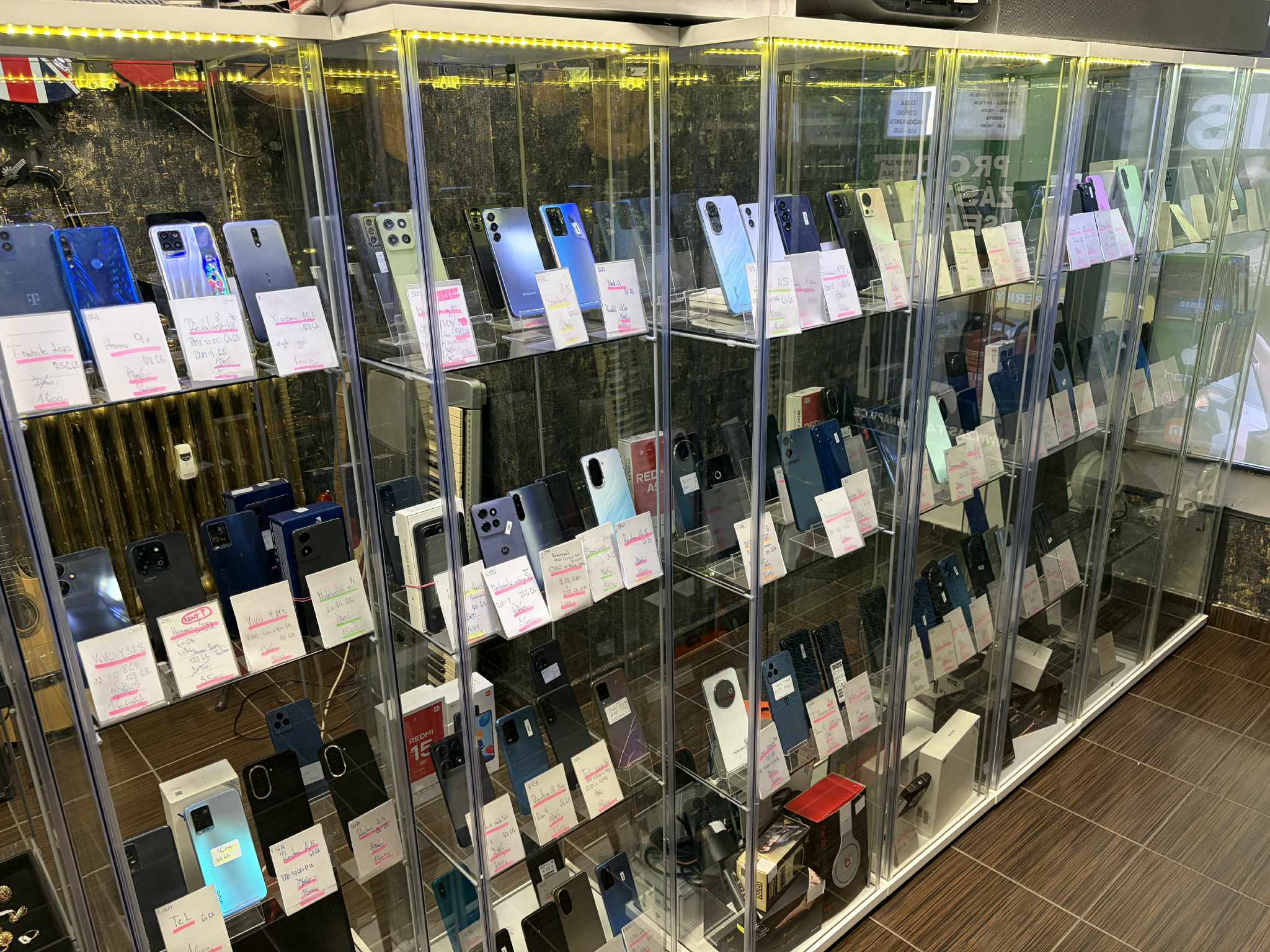 Zastavárna a Servis u Avionu foto 6