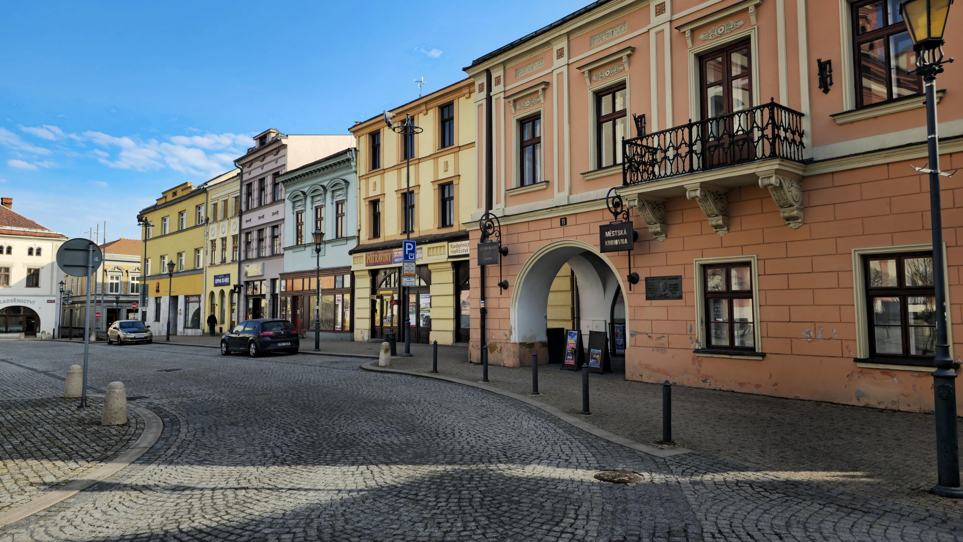 Městská knihovna Hranice foto 2
